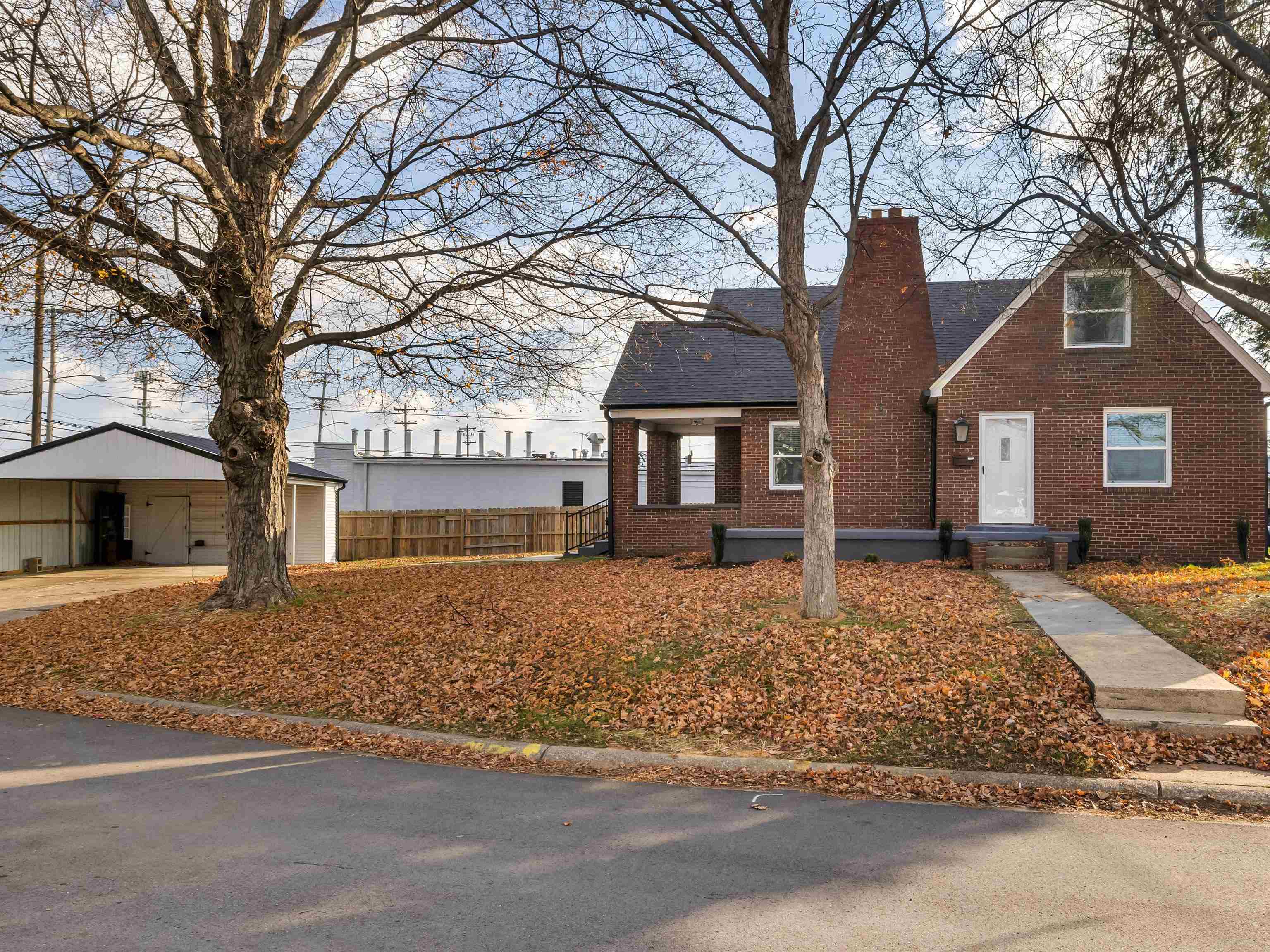 31 Colonial Court, Owensboro, Kentucky 42303, 3 Bedrooms Bedrooms, ,2 BathroomsBathrooms,Single Family Residence,For Sale,Colonial Court,88324