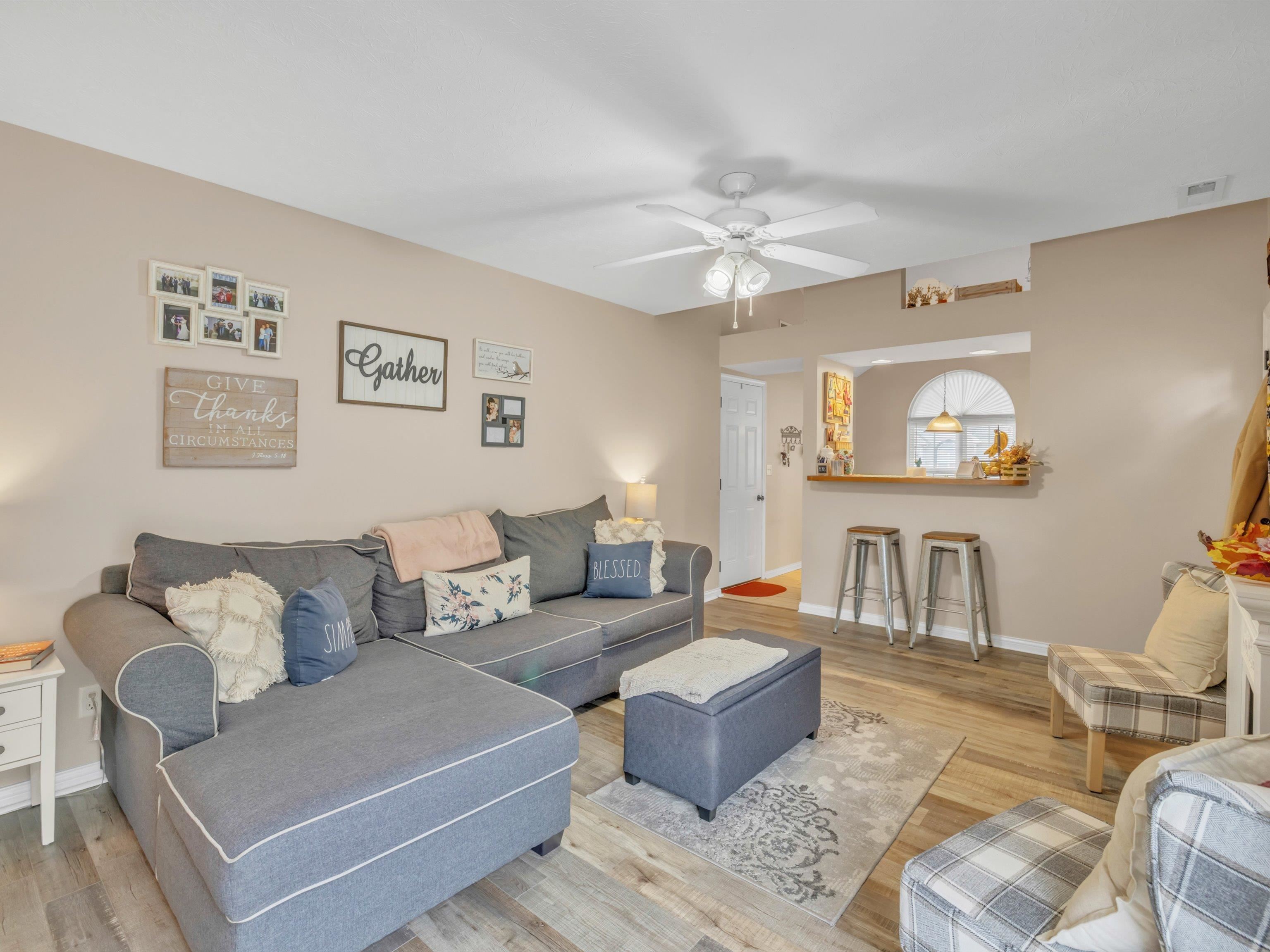 2228 Village Run, Owensboro, Kentucky 42303, 3 Bedrooms Bedrooms, ,2 BathroomsBathrooms,Single Family Residence,For Sale,Village Run,88330