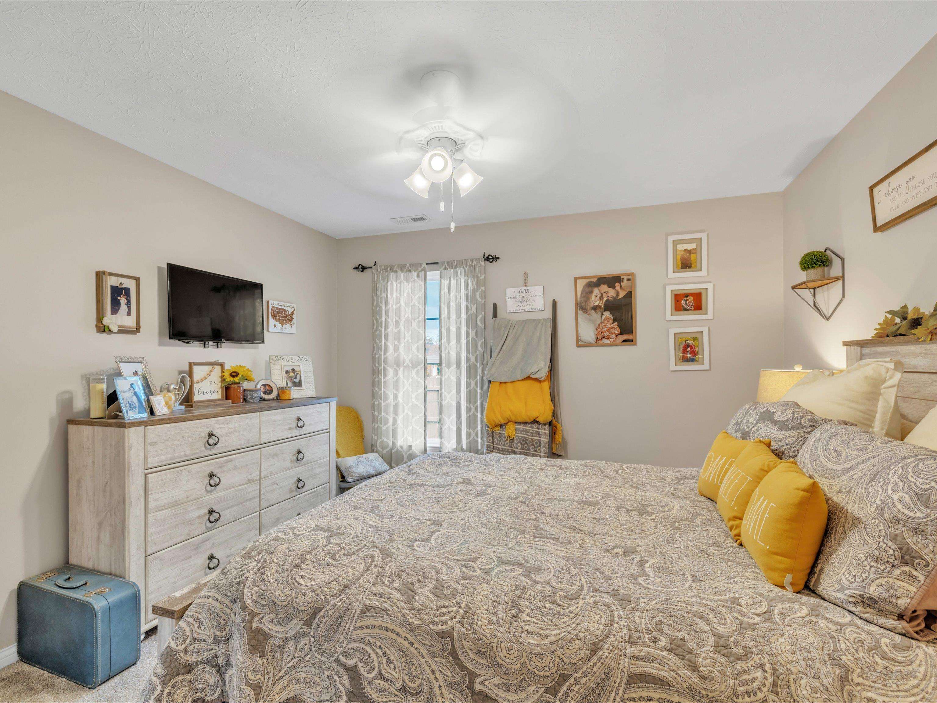 2228 Village Run, Owensboro, Kentucky 42303, 3 Bedrooms Bedrooms, ,2 BathroomsBathrooms,Single Family Residence,For Sale,Village Run,88330