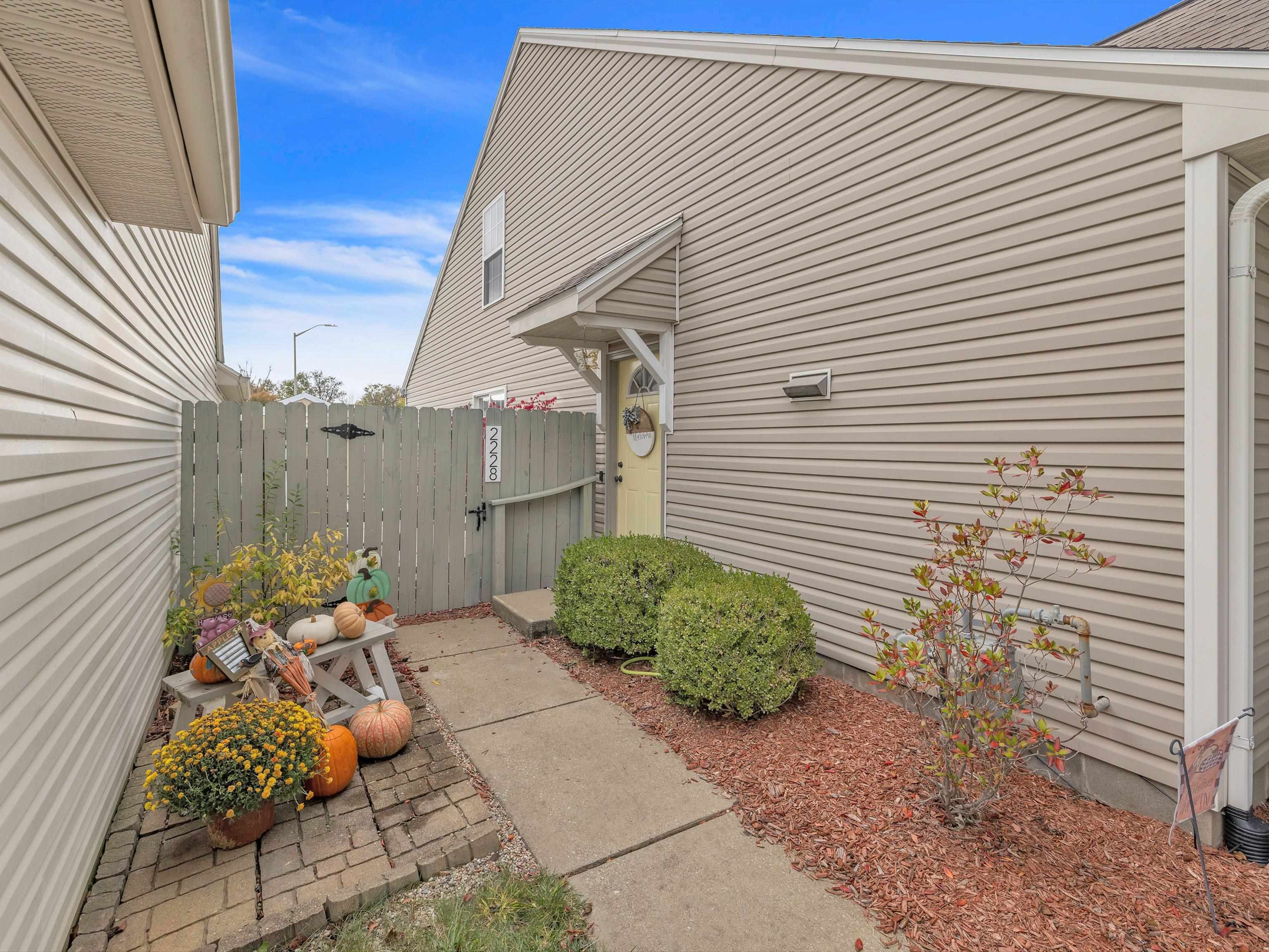 2228 Village Run, Owensboro, Kentucky 42303, 3 Bedrooms Bedrooms, ,2 BathroomsBathrooms,Single Family Residence,For Sale,Village Run,88330