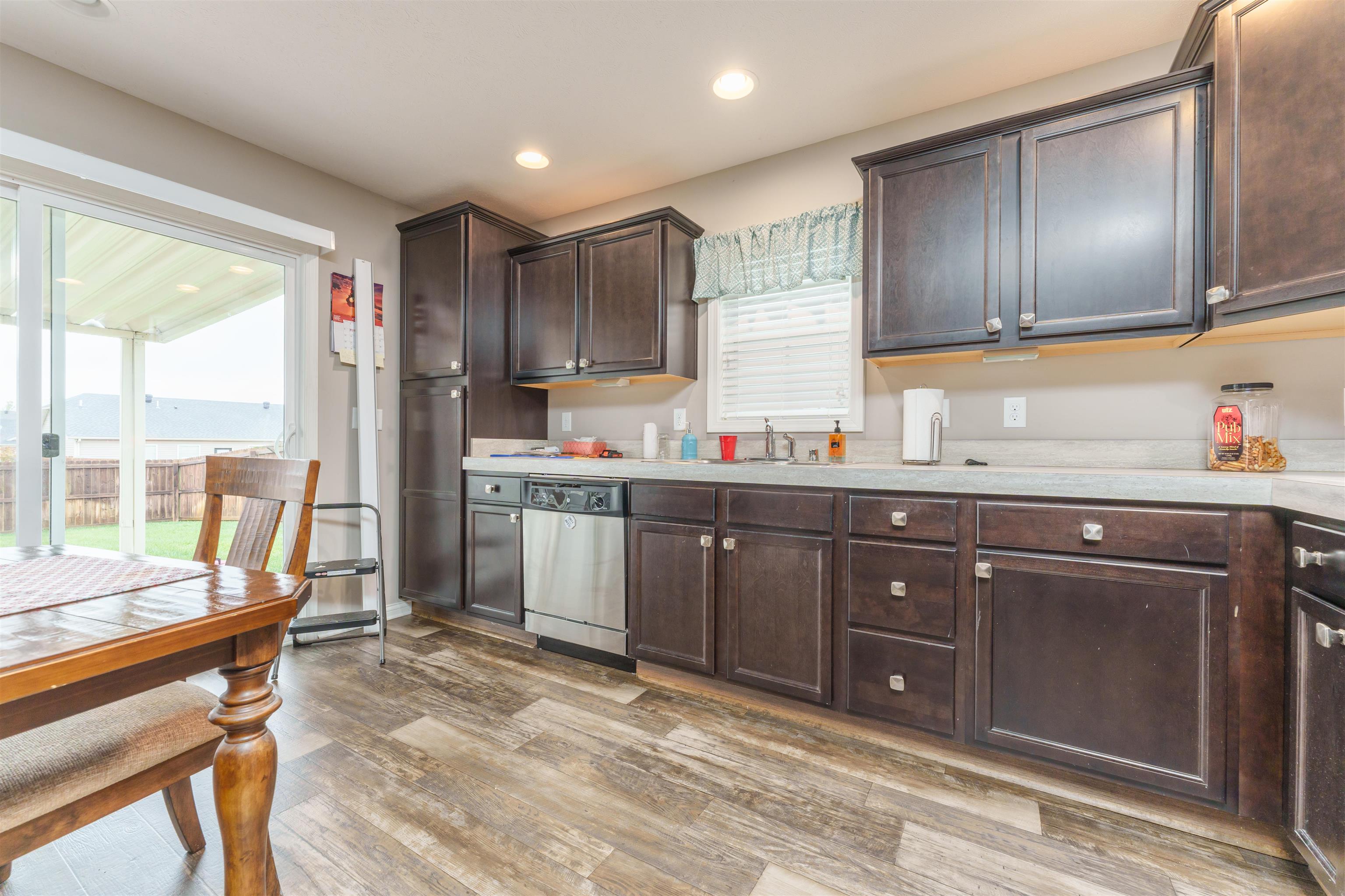 5523 Skyline Drive, Owensboro, Kentucky 42301, 3 Bedrooms Bedrooms, ,2 BathroomsBathrooms,Single Family Residence,For Sale,Skyline Drive,88332