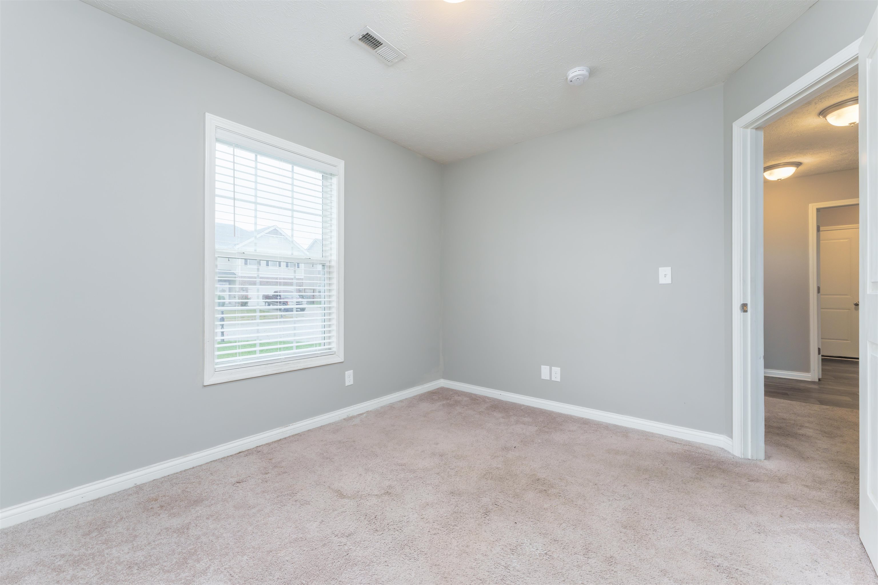 5523 Skyline Drive, Owensboro, Kentucky 42301, 3 Bedrooms Bedrooms, ,2 BathroomsBathrooms,Single Family Residence,For Sale,Skyline Drive,88332