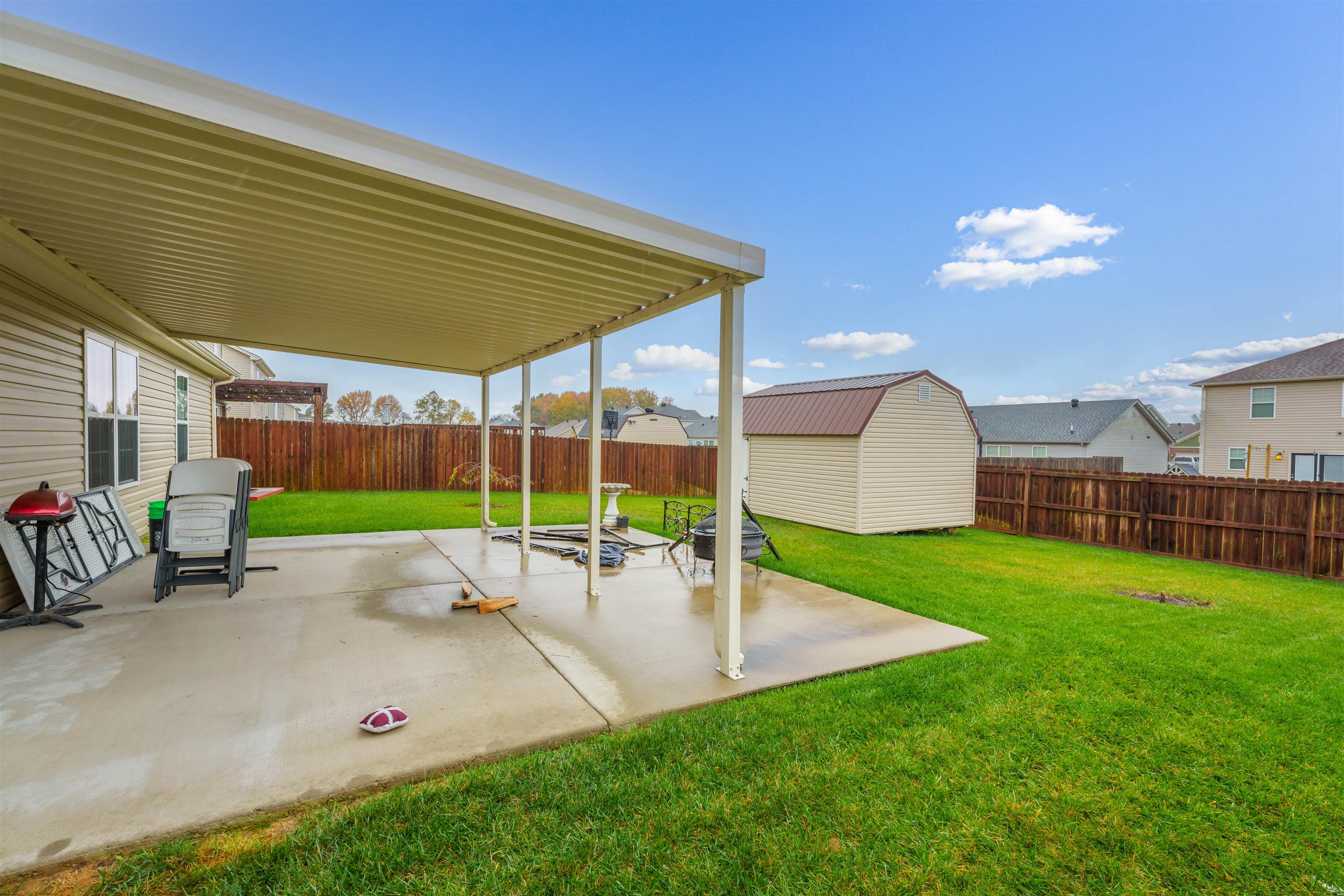 5523 Skyline Drive, Owensboro, Kentucky 42301, 3 Bedrooms Bedrooms, ,2 BathroomsBathrooms,Single Family Residence,For Sale,Skyline Drive,88332