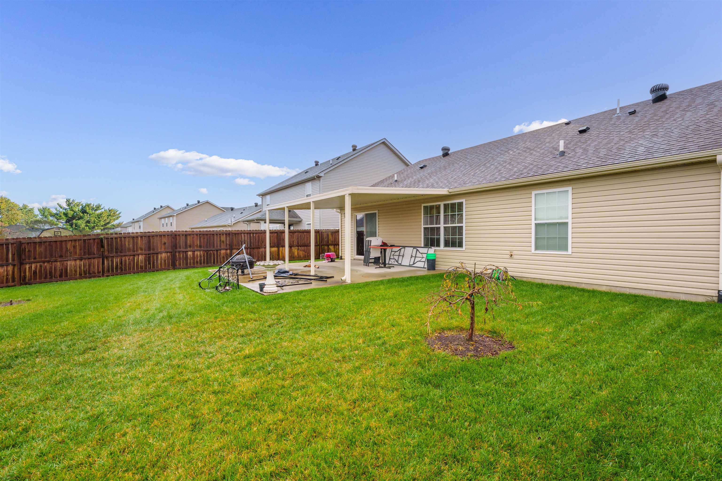 5523 Skyline Drive, Owensboro, Kentucky 42301, 3 Bedrooms Bedrooms, ,2 BathroomsBathrooms,Single Family Residence,For Sale,Skyline Drive,88332