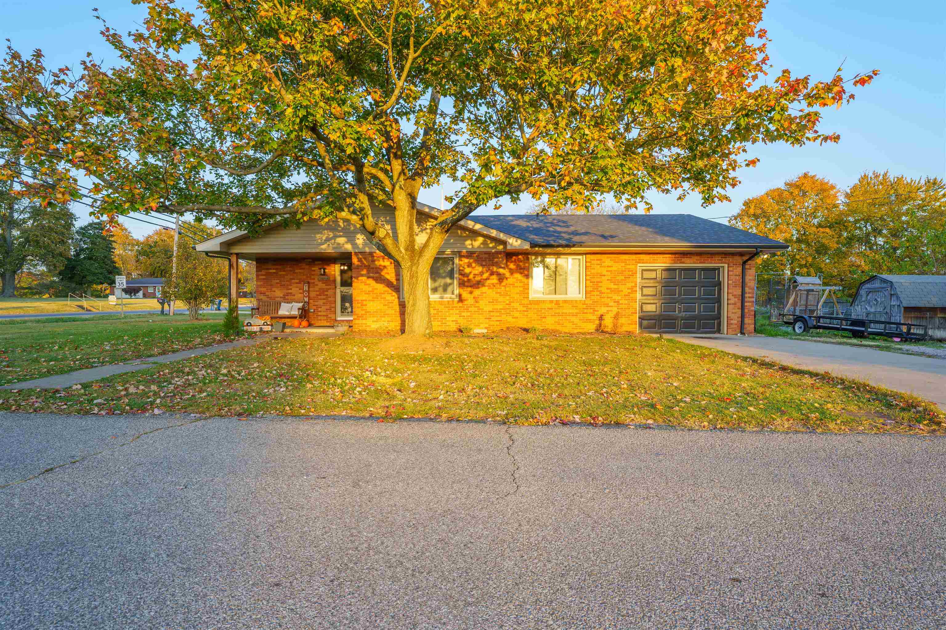 2435 Mill Street, Henderson, Kentucky 42420, 3 Bedrooms Bedrooms, ,1 BathroomBathrooms,Single Family Residence,For Sale,Mill Street,88333