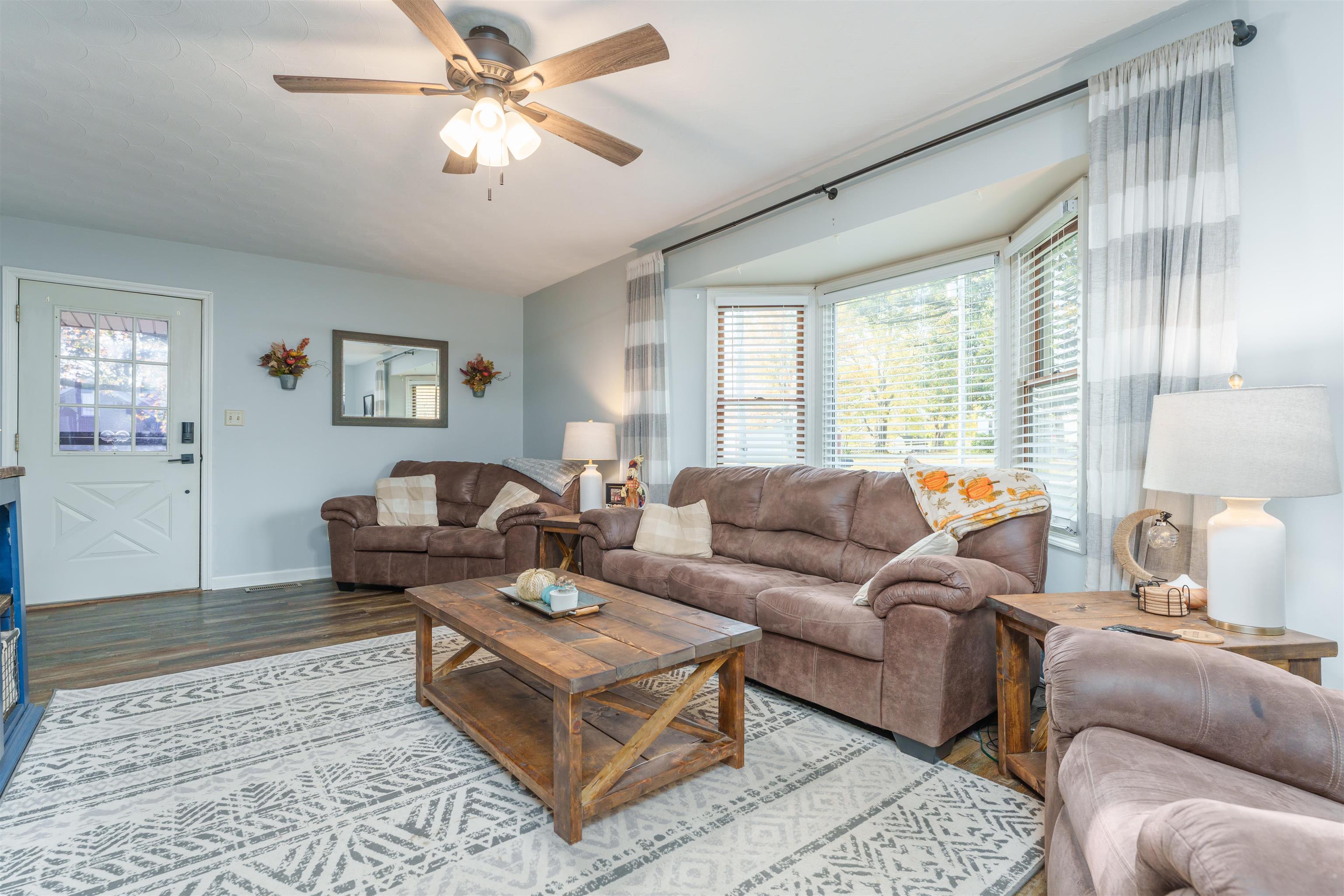 2435 Mill Street, Henderson, Kentucky 42420, 3 Bedrooms Bedrooms, ,1 BathroomBathrooms,Single Family Residence,For Sale,Mill Street,88333