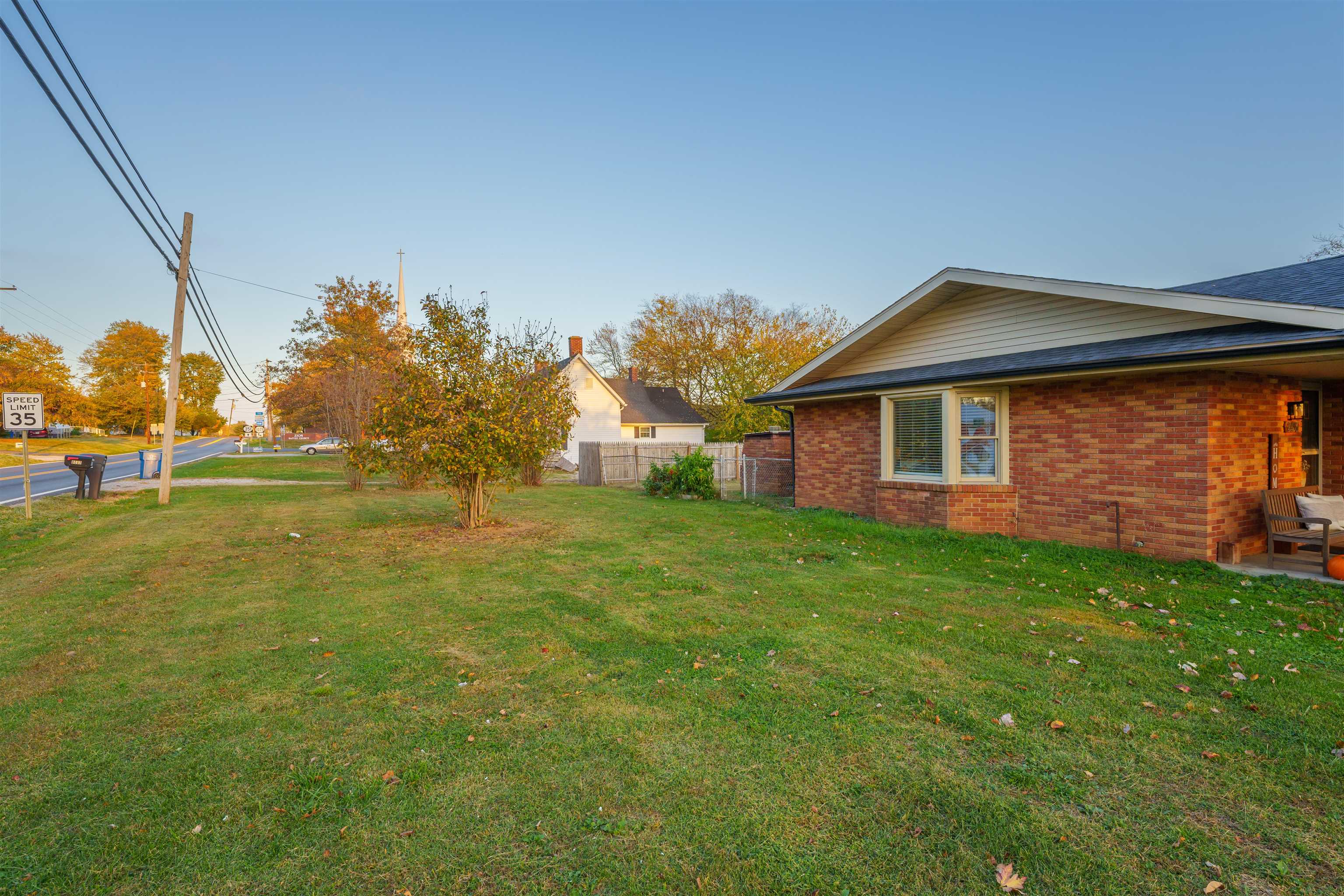 2435 Mill Street, Henderson, Kentucky 42420, 3 Bedrooms Bedrooms, ,1 BathroomBathrooms,Single Family Residence,For Sale,Mill Street,88333