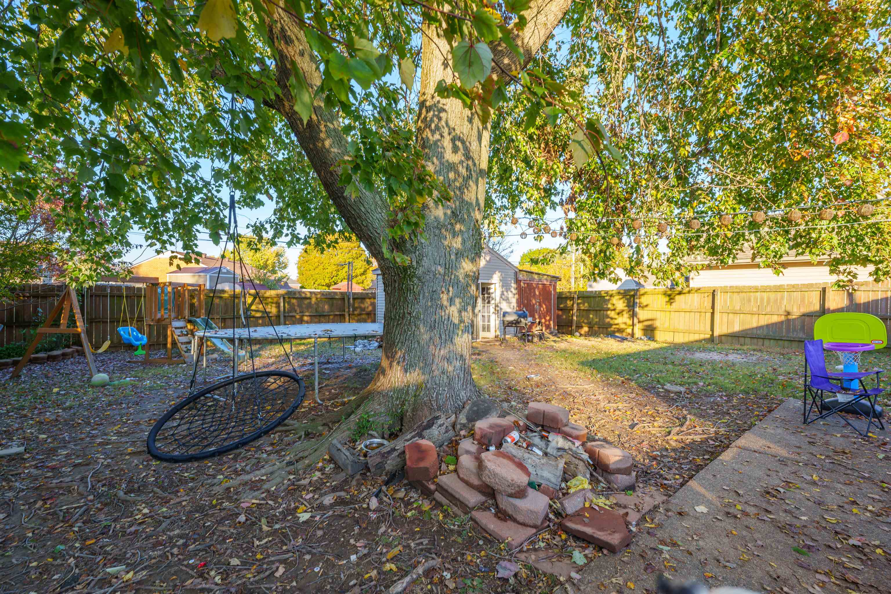 2413 Strickland Dr, Owensboro, Kentucky 42301-0000, 3 Bedrooms Bedrooms, ,1 BathroomBathrooms,Single Family Residence,For Sale,Strickland Dr,88337
