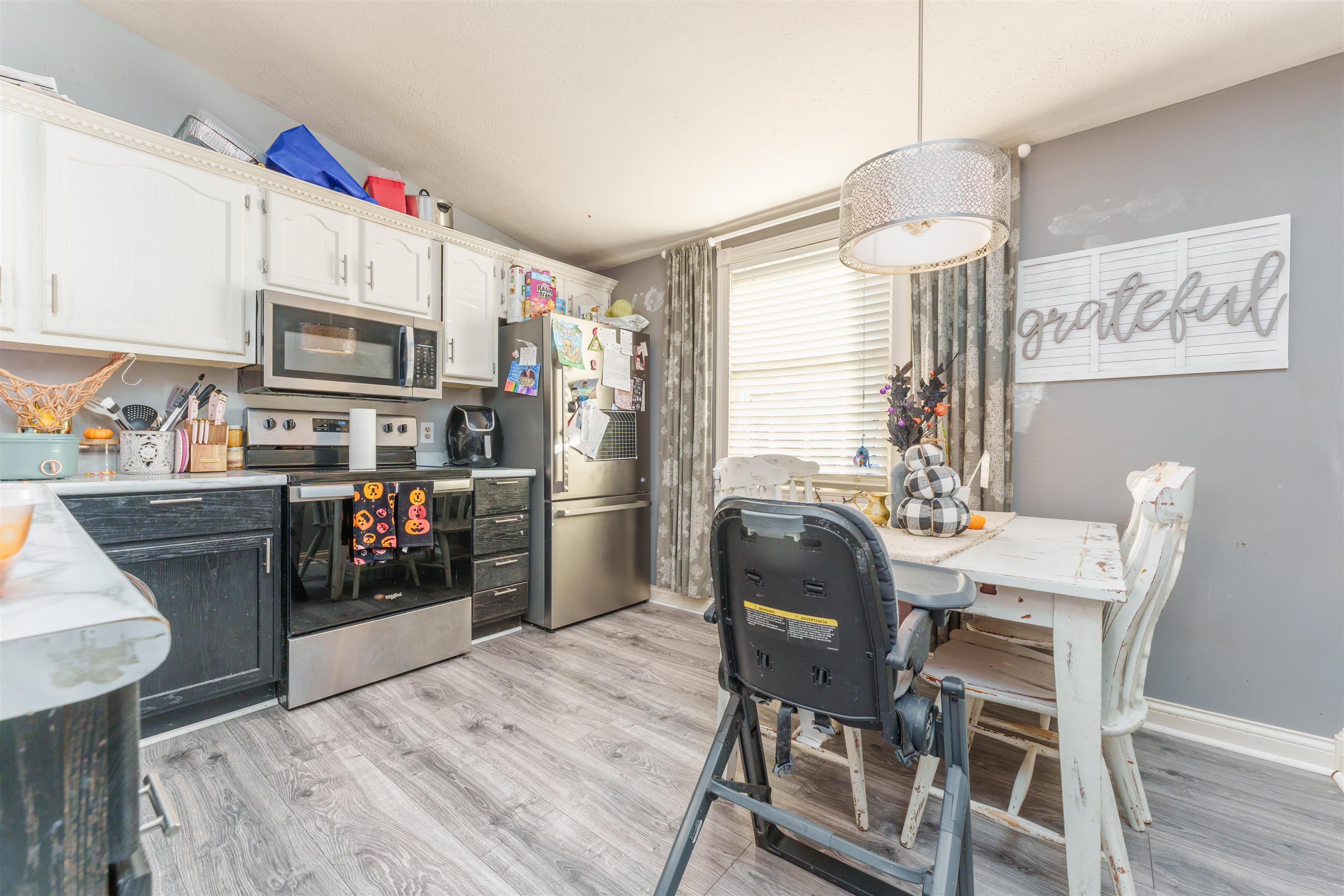 2413 Strickland Dr, Owensboro, Kentucky 42301-0000, 3 Bedrooms Bedrooms, ,1 BathroomBathrooms,Single Family Residence,For Sale,Strickland Dr,88337