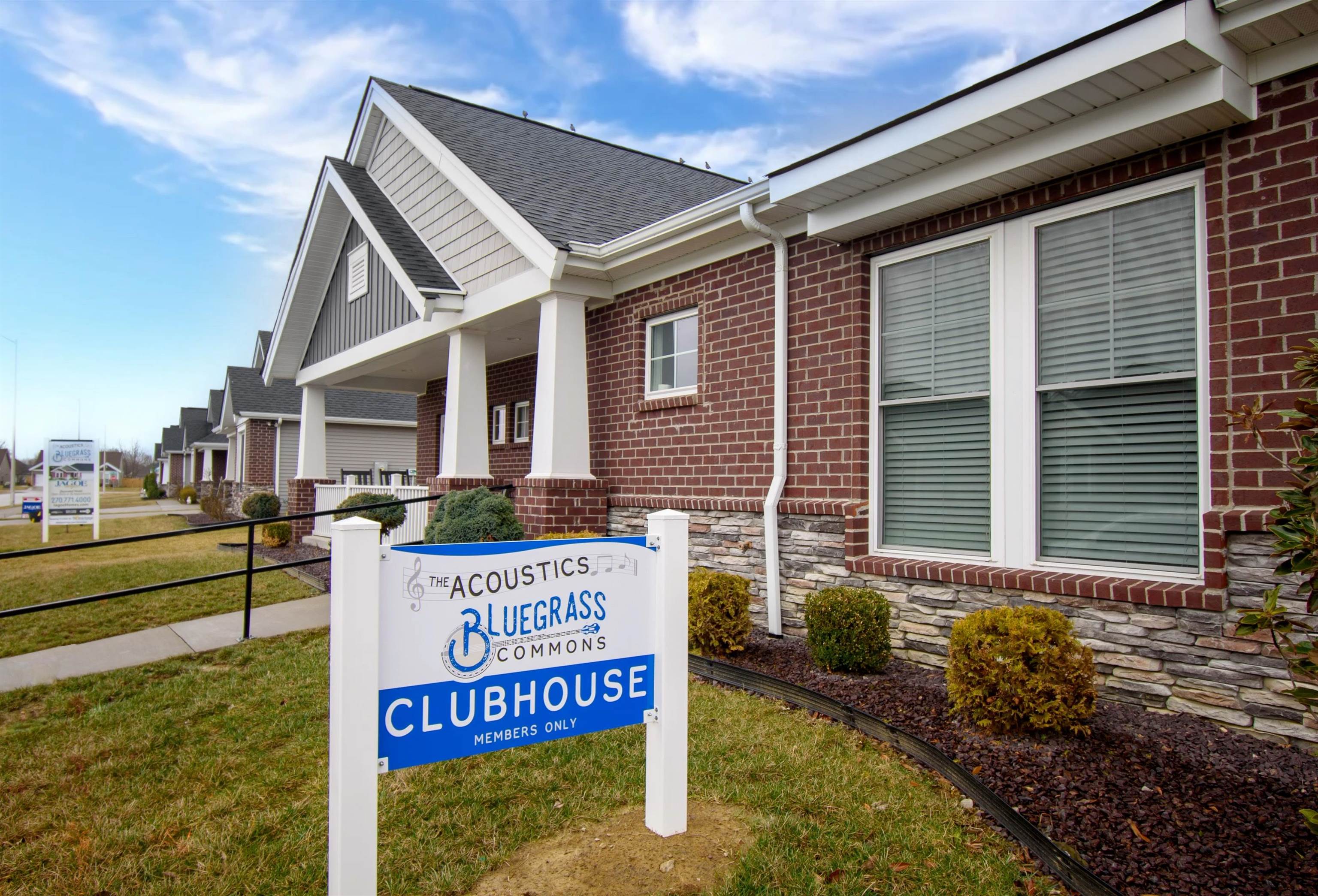2579 Watson Circle, Owensboro, Kentucky 42301-0000, 2 Bedrooms Bedrooms, ,2 BathroomsBathrooms,Single Family Residence,For Sale,Watson Circle,88341