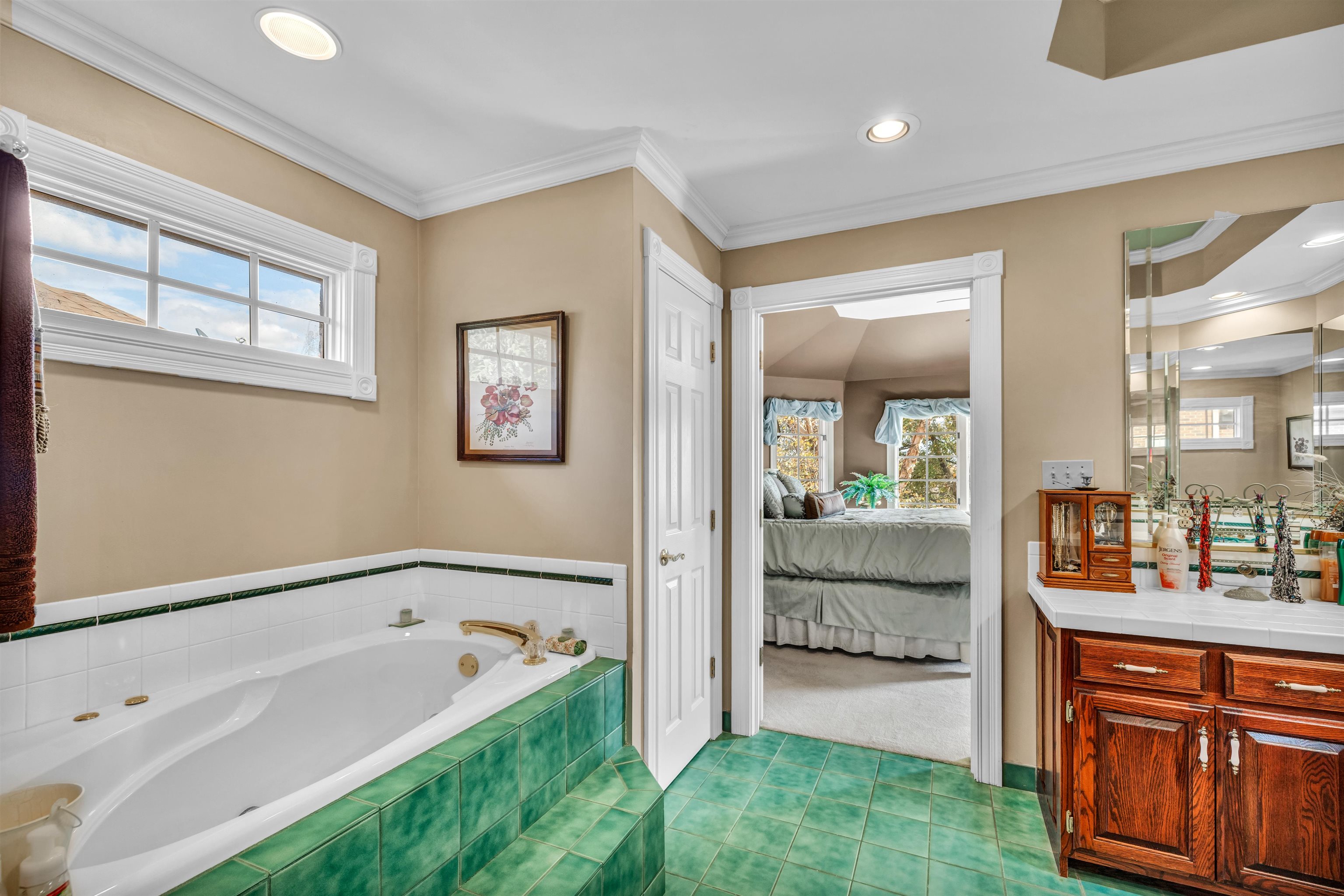 4519 Indian Creek Loop, Owensboro, Kentucky 42303, 5 Bedrooms Bedrooms, ,3 BathroomsBathrooms,Single Family Residence,For Sale,Indian Creek Loop,88342