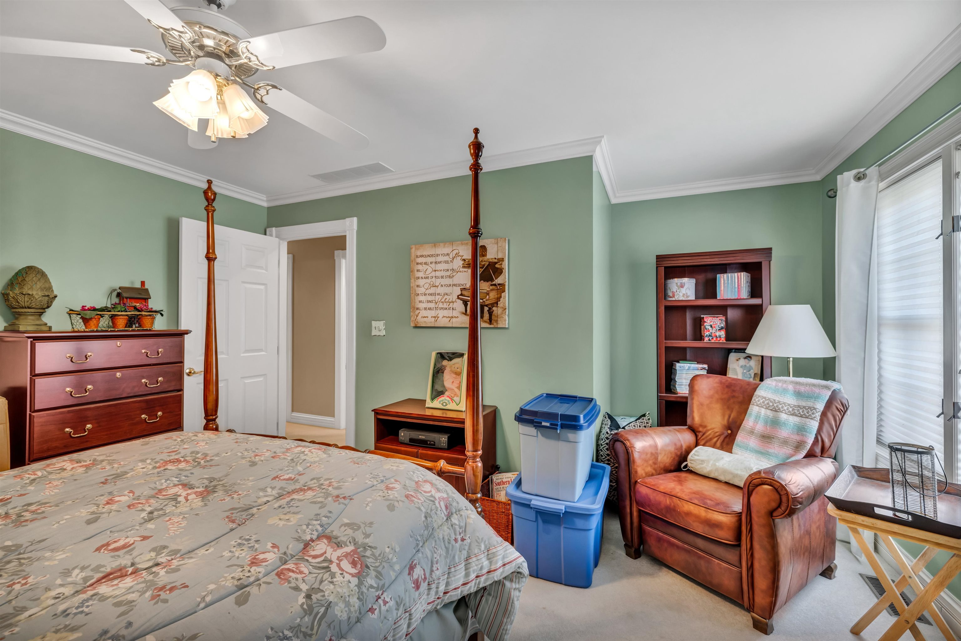 4519 Indian Creek Loop, Owensboro, Kentucky 42303, 5 Bedrooms Bedrooms, ,3 BathroomsBathrooms,Single Family Residence,For Sale,Indian Creek Loop,88342