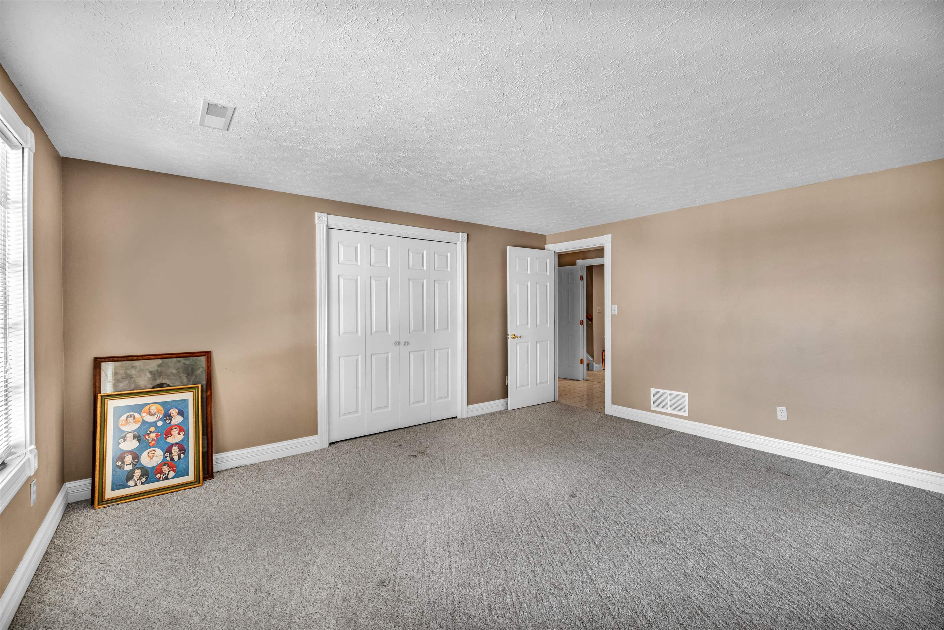 4519 Indian Creek Loop, Owensboro, Kentucky 42303, 5 Bedrooms Bedrooms, ,3 BathroomsBathrooms,Single Family Residence,For Sale,Indian Creek Loop,88342