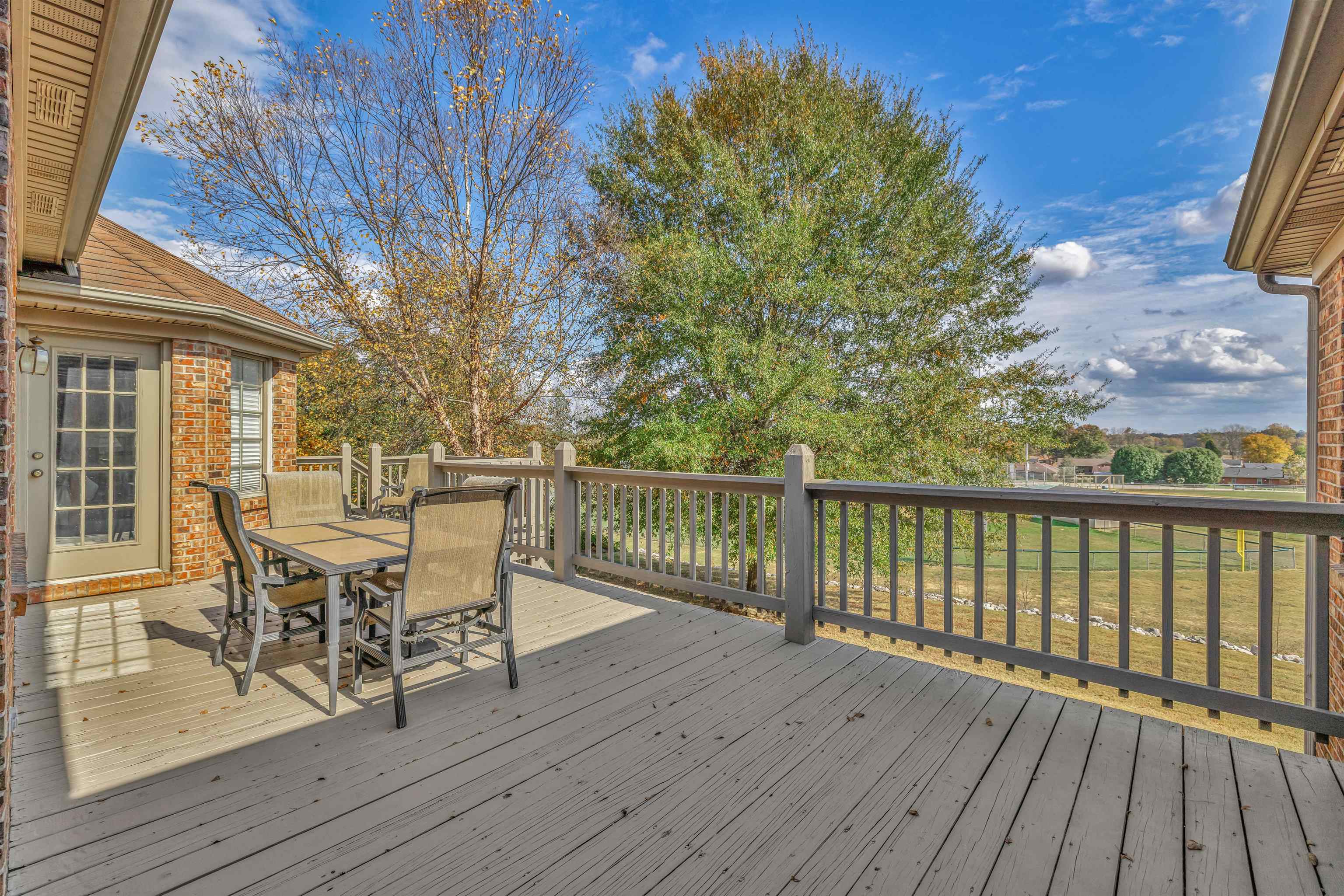 4519 Indian Creek Loop, Owensboro, Kentucky 42303, 5 Bedrooms Bedrooms, ,3 BathroomsBathrooms,Single Family Residence,For Sale,Indian Creek Loop,88342