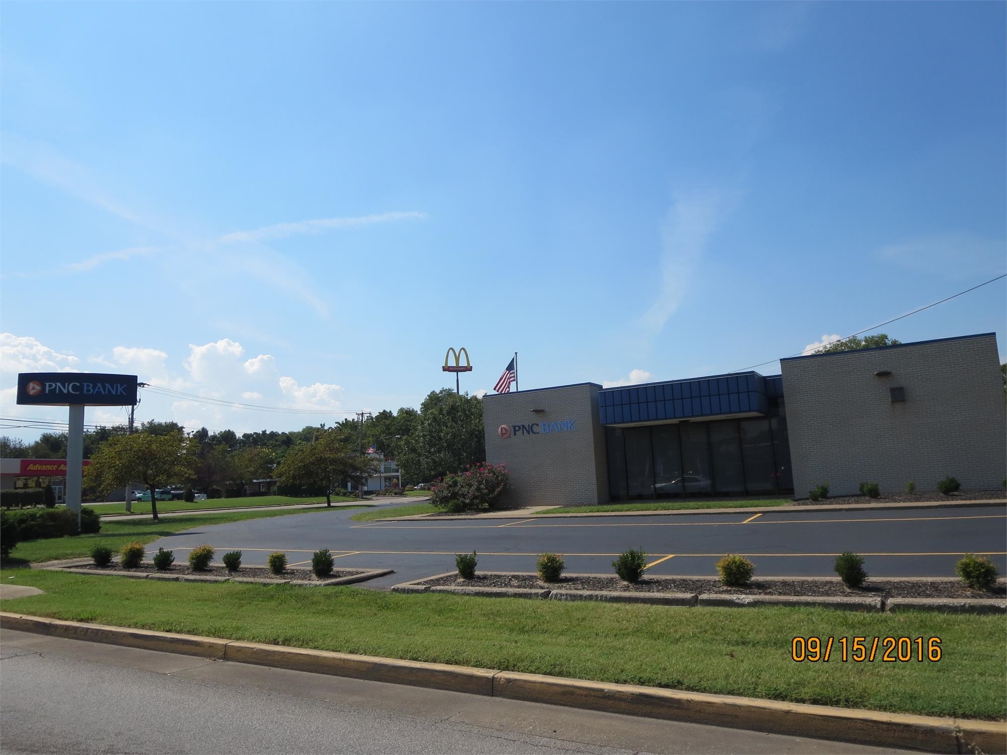 2715 parrish ave, Owensboro, Kentucky 42301-0000, ,Retail,For Sale,parrish ave,88344