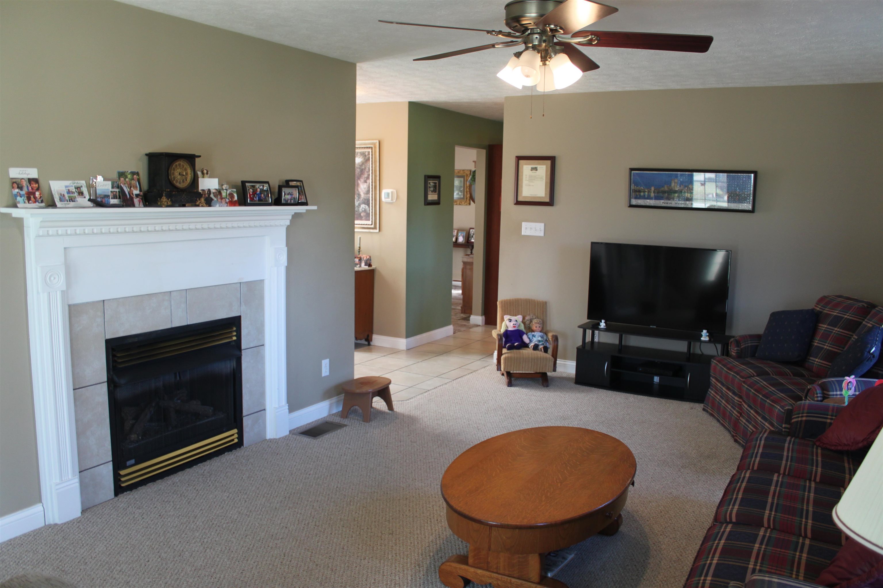 2086 Country Lane, Rockport, IN, Indiana 47635, 3 Bedrooms Bedrooms, ,2 BathroomsBathrooms,Single Family Residence,For Sale,Country Lane,88345