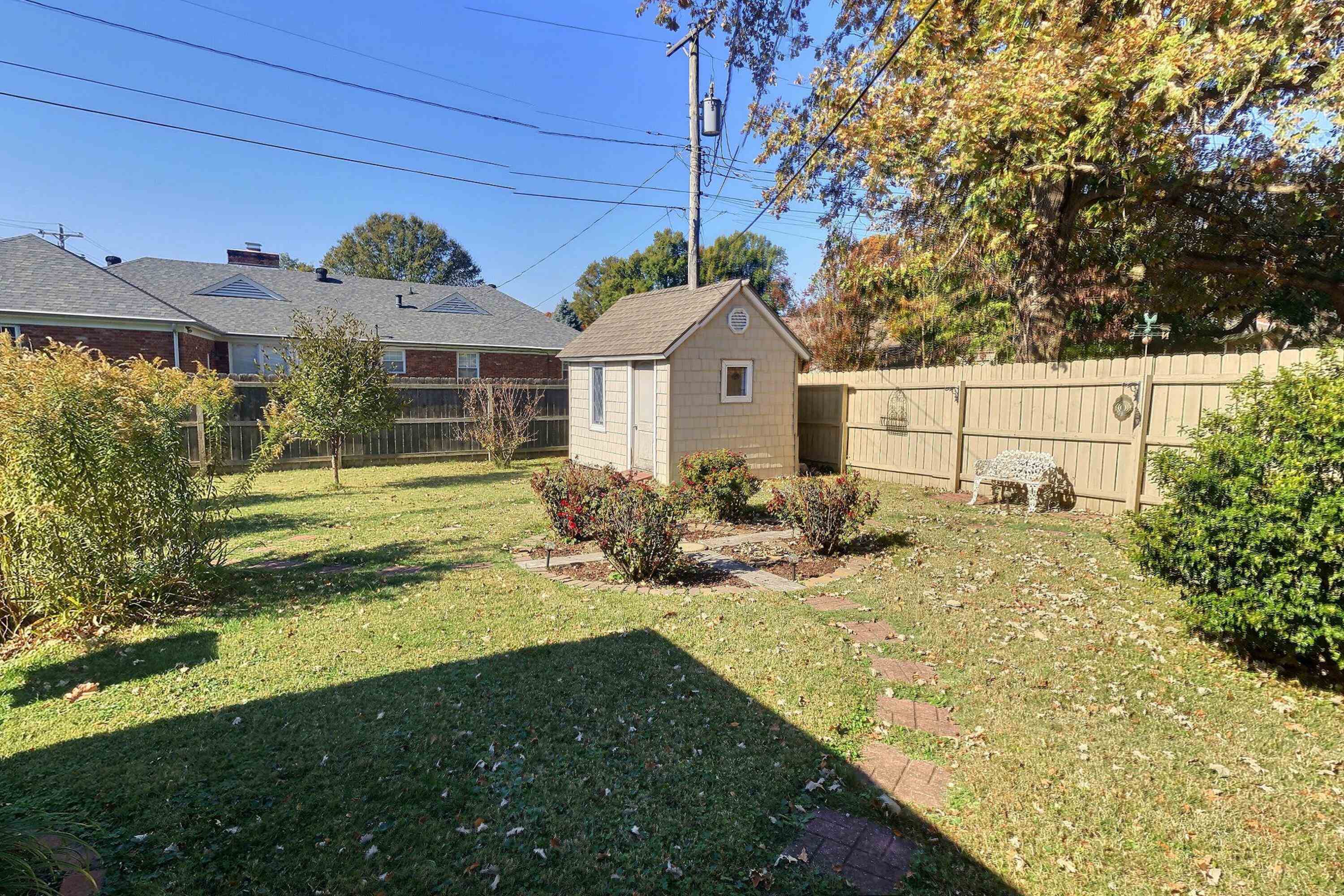 1940 Lewis Lane, Owensboro, Kentucky 42301, 4 Bedrooms Bedrooms, ,2 BathroomsBathrooms,Single Family Residence,For Sale,Lewis Lane,88349