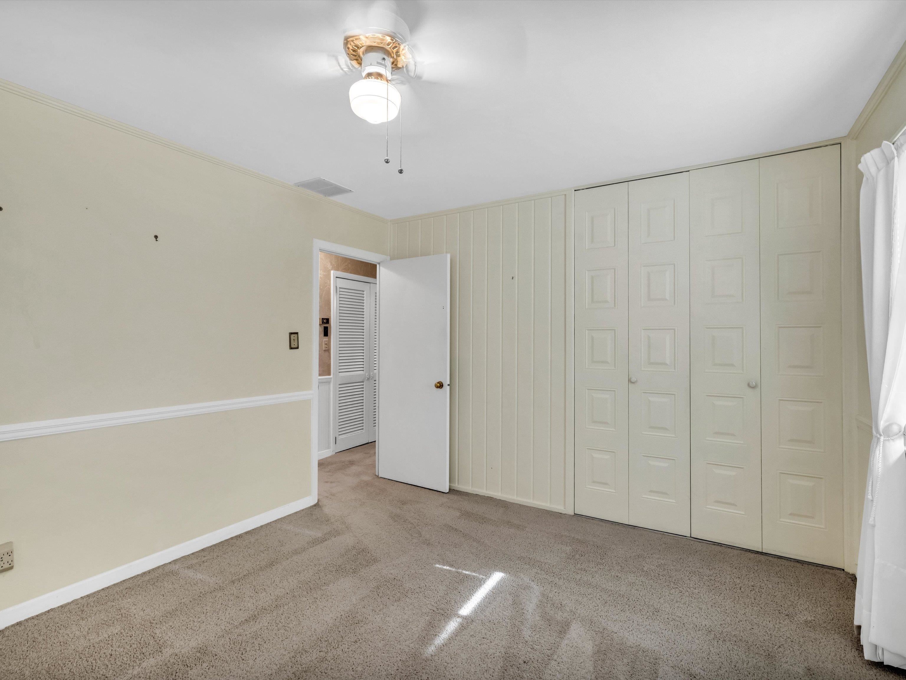 825 Christopher Greenup, Owensboro, Kentucky 42303, 3 Bedrooms Bedrooms, ,1 BathroomBathrooms,Single Family Residence,For Sale,Christopher Greenup,88358