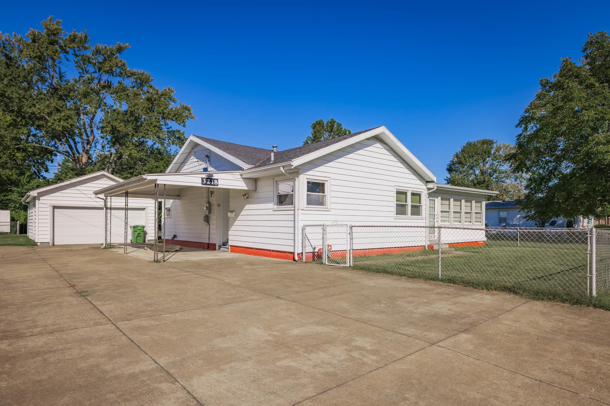 3218 Allen St, Owensboro, Kentucky 42303, 3 Bedrooms Bedrooms, ,1 BathroomBathrooms,Single Family Residence,For Sale,Allen St,88360