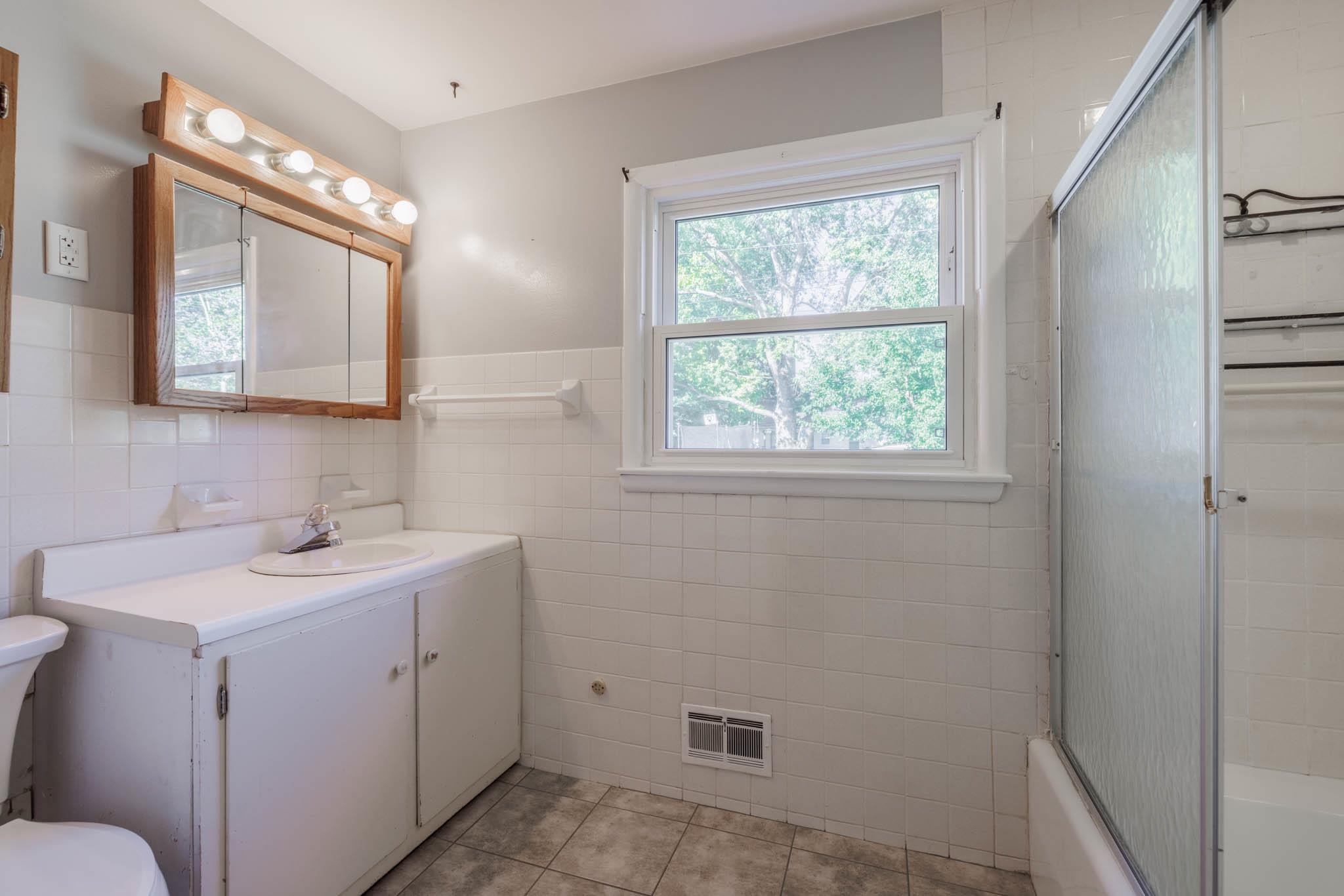 3218 Allen St, Owensboro, Kentucky 42303, 3 Bedrooms Bedrooms, ,1 BathroomBathrooms,Single Family Residence,For Sale,Allen St,88360