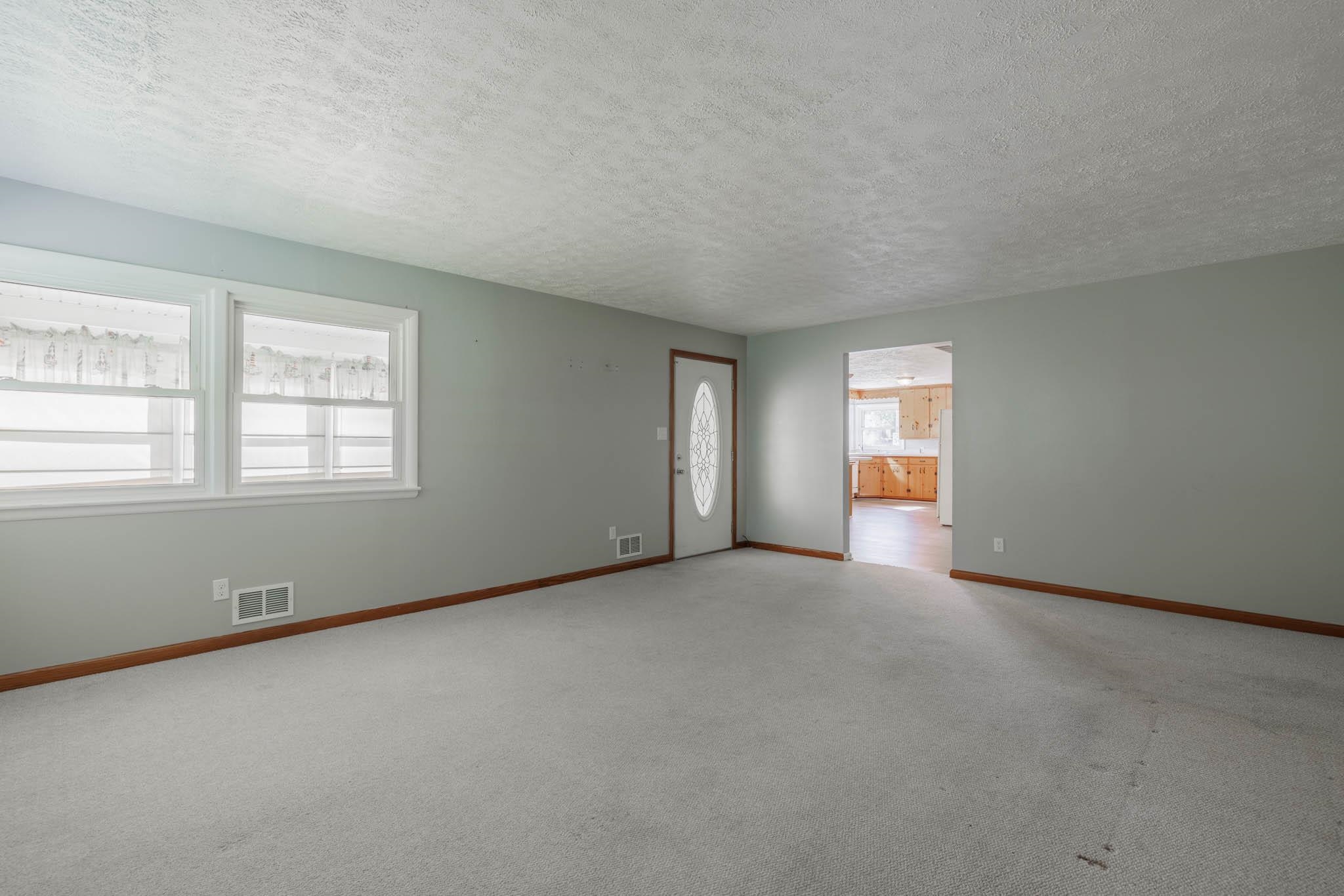 3218 Allen St, Owensboro, Kentucky 42303, 3 Bedrooms Bedrooms, ,1 BathroomBathrooms,Single Family Residence,For Sale,Allen St,88360