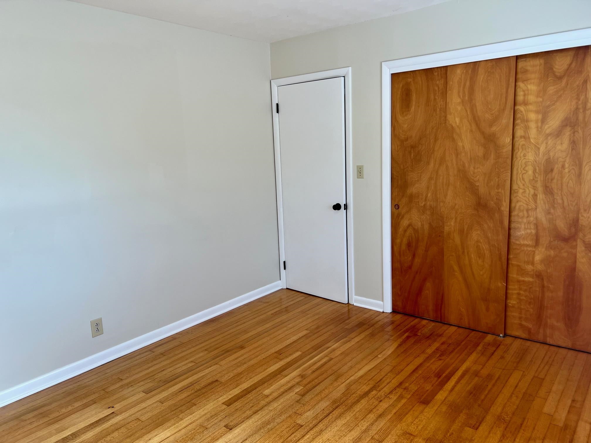 824 main, Beaver Dam, Kentucky 42320, 2 Bedrooms Bedrooms, ,1 BathroomBathrooms,Single Family Residence,For Sale,main,88361