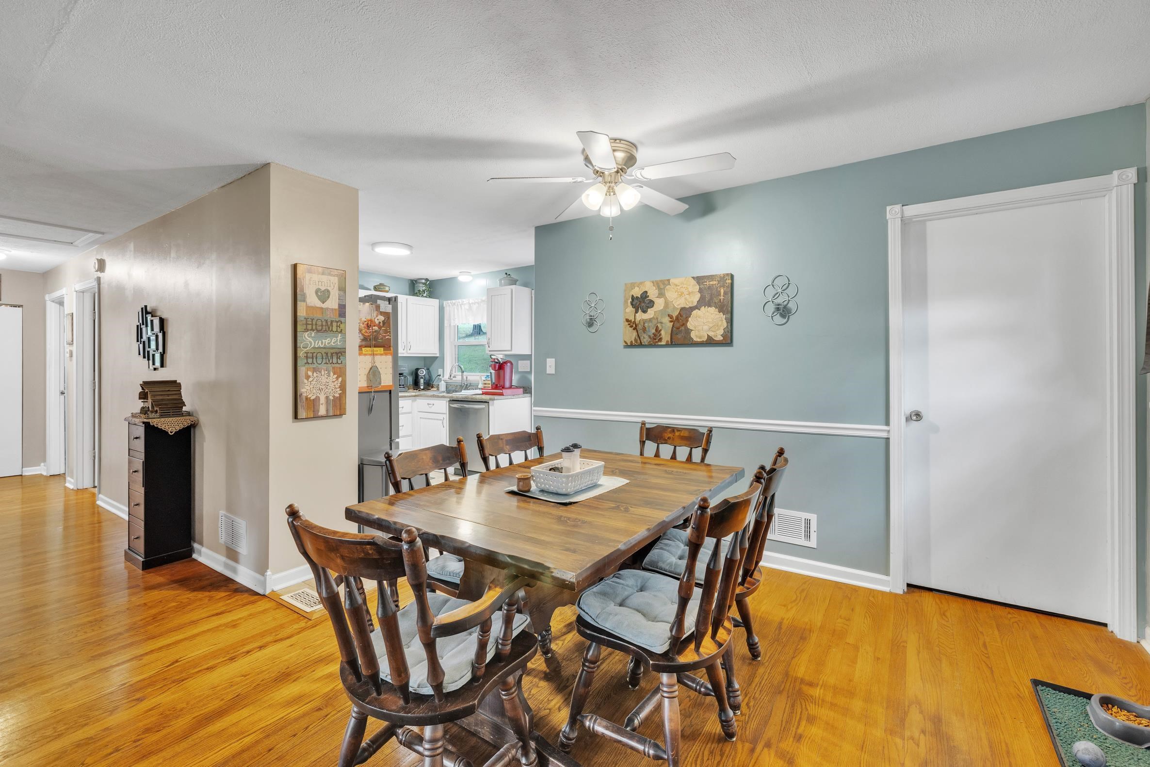 3947 Ronnie Lake Road, Utica, Kentucky 42376, 3 Bedrooms Bedrooms, ,1 BathroomBathrooms,Single Family Residence,For Sale,Ronnie Lake Road,88371
