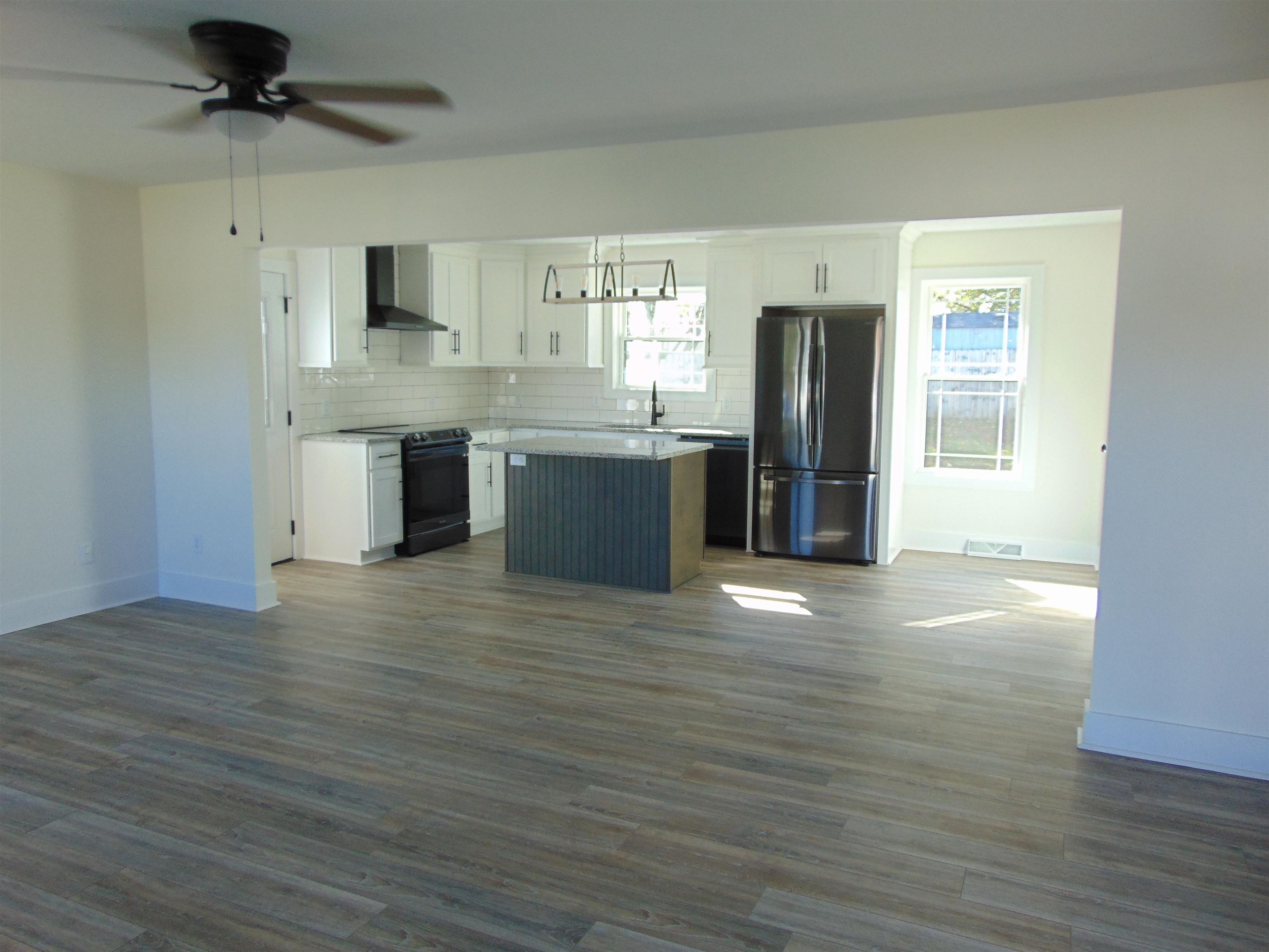 123 Picnic Ln, Hardinsburg, Kentucky 40143, 3 Bedrooms Bedrooms, ,2 BathroomsBathrooms,Single Family Residence,For Sale,Picnic Ln,88380