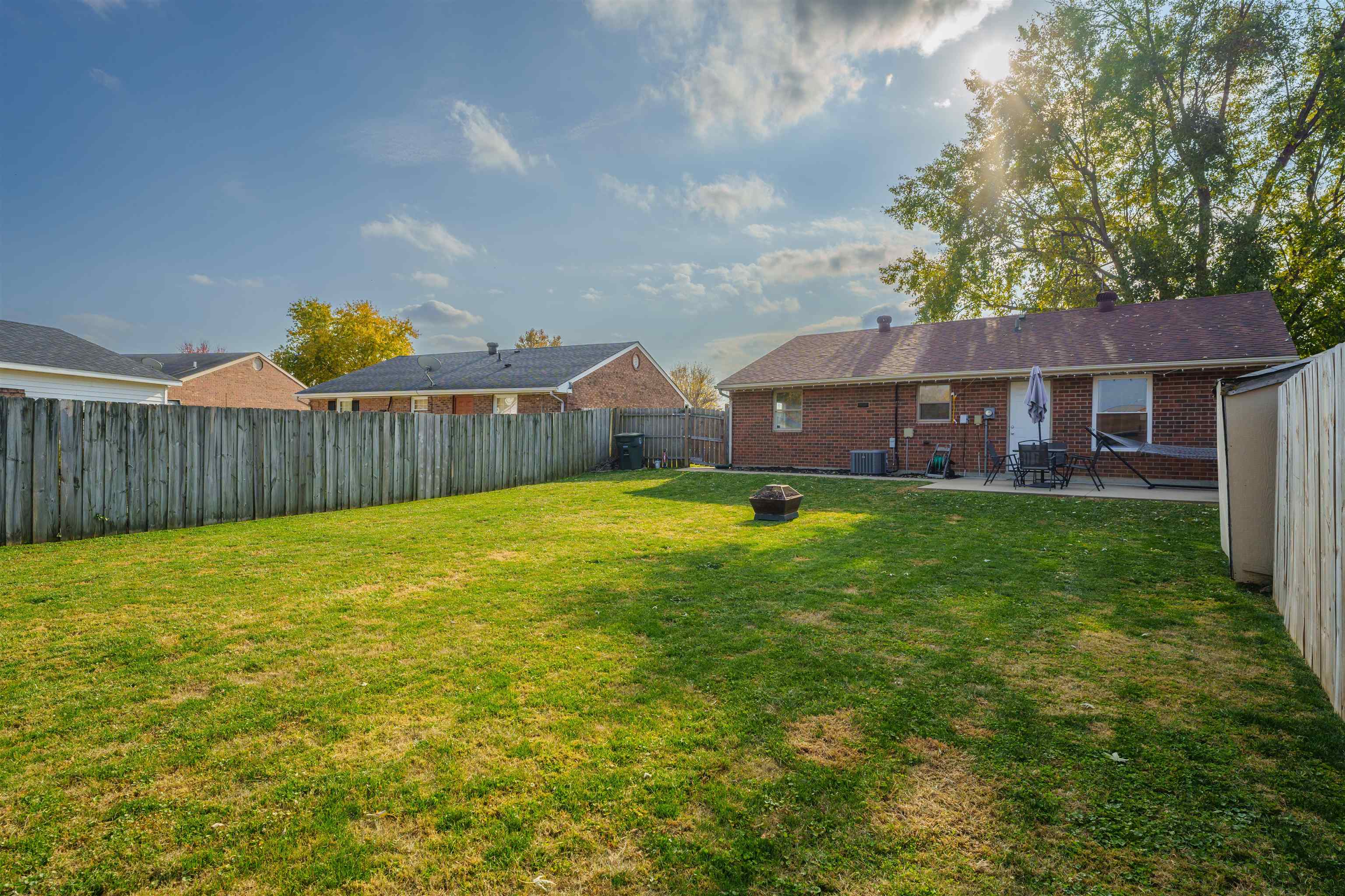 2349 Palladio Ave, Owensboro, Kentucky 42301, 3 Bedrooms Bedrooms, ,1 BathroomBathrooms,Single Family Residence,For Sale,Palladio Ave,88403