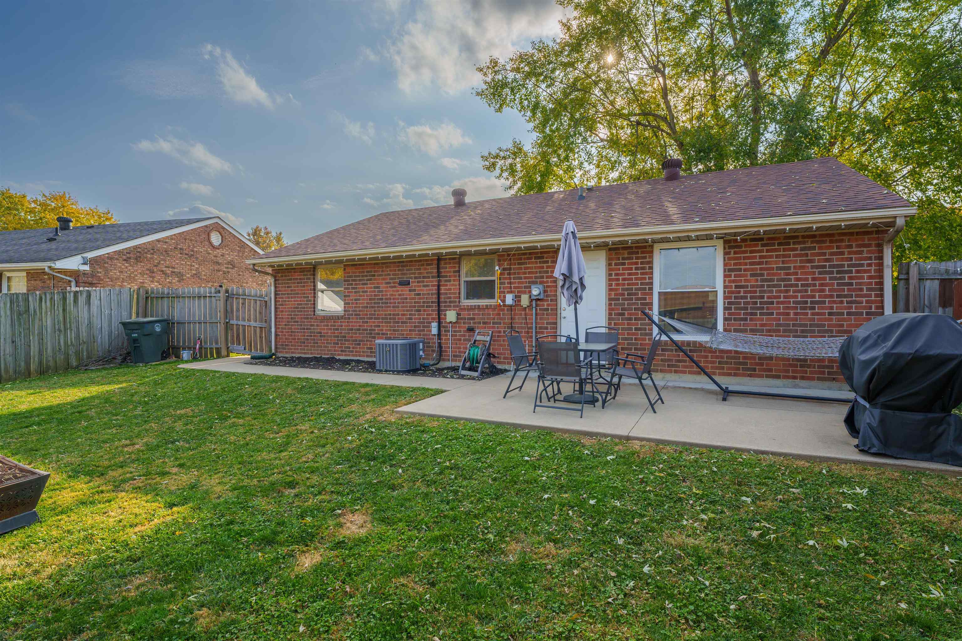 2349 Palladio Ave, Owensboro, Kentucky 42301, 3 Bedrooms Bedrooms, ,1 BathroomBathrooms,Single Family Residence,For Sale,Palladio Ave,88403
