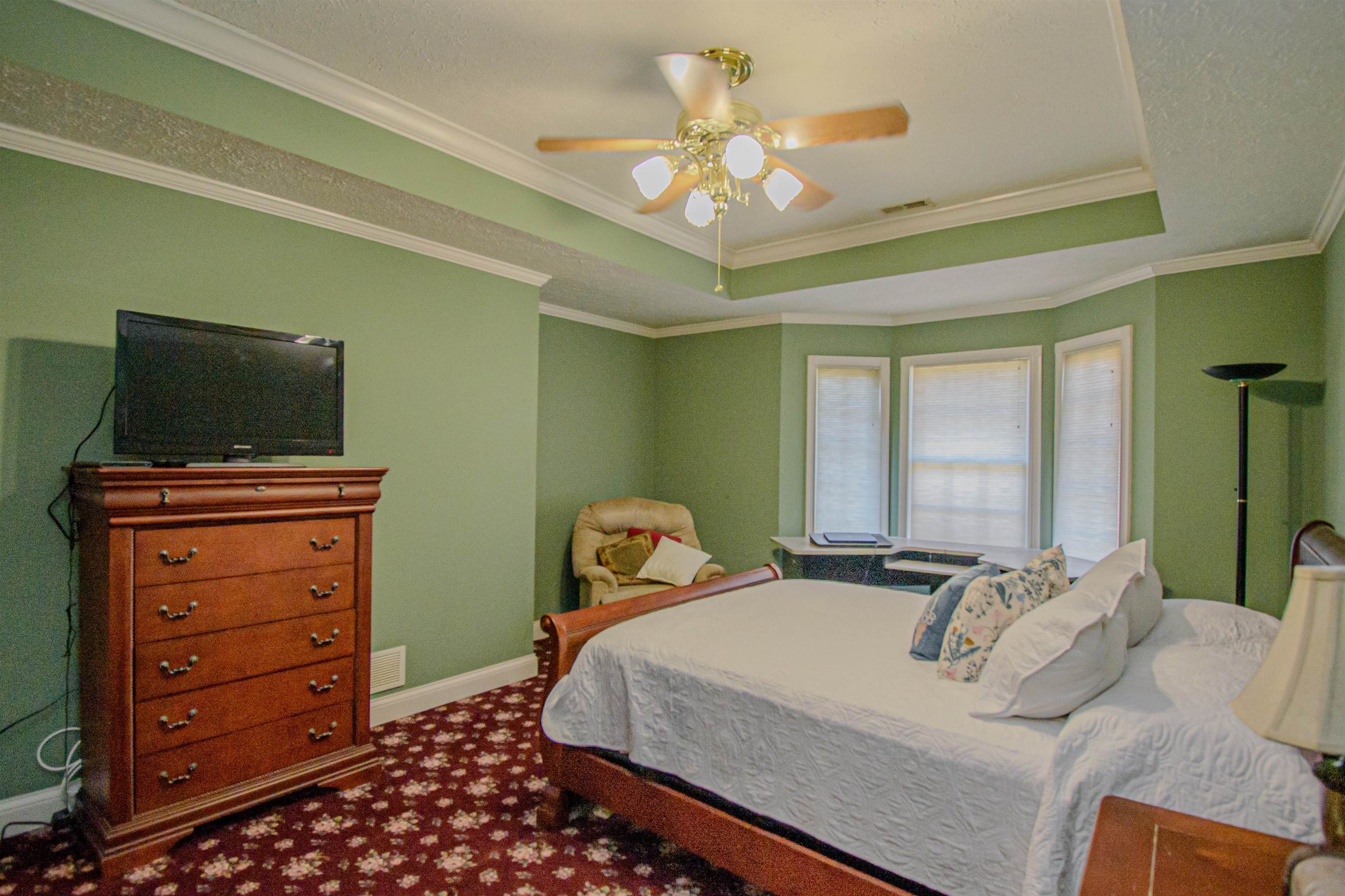 150 Santa Maria Dr, Owensboro, Kentucky 42301, 3 Bedrooms Bedrooms, ,2 BathroomsBathrooms,Single Family Residence,For Sale,Santa Maria Dr,88408