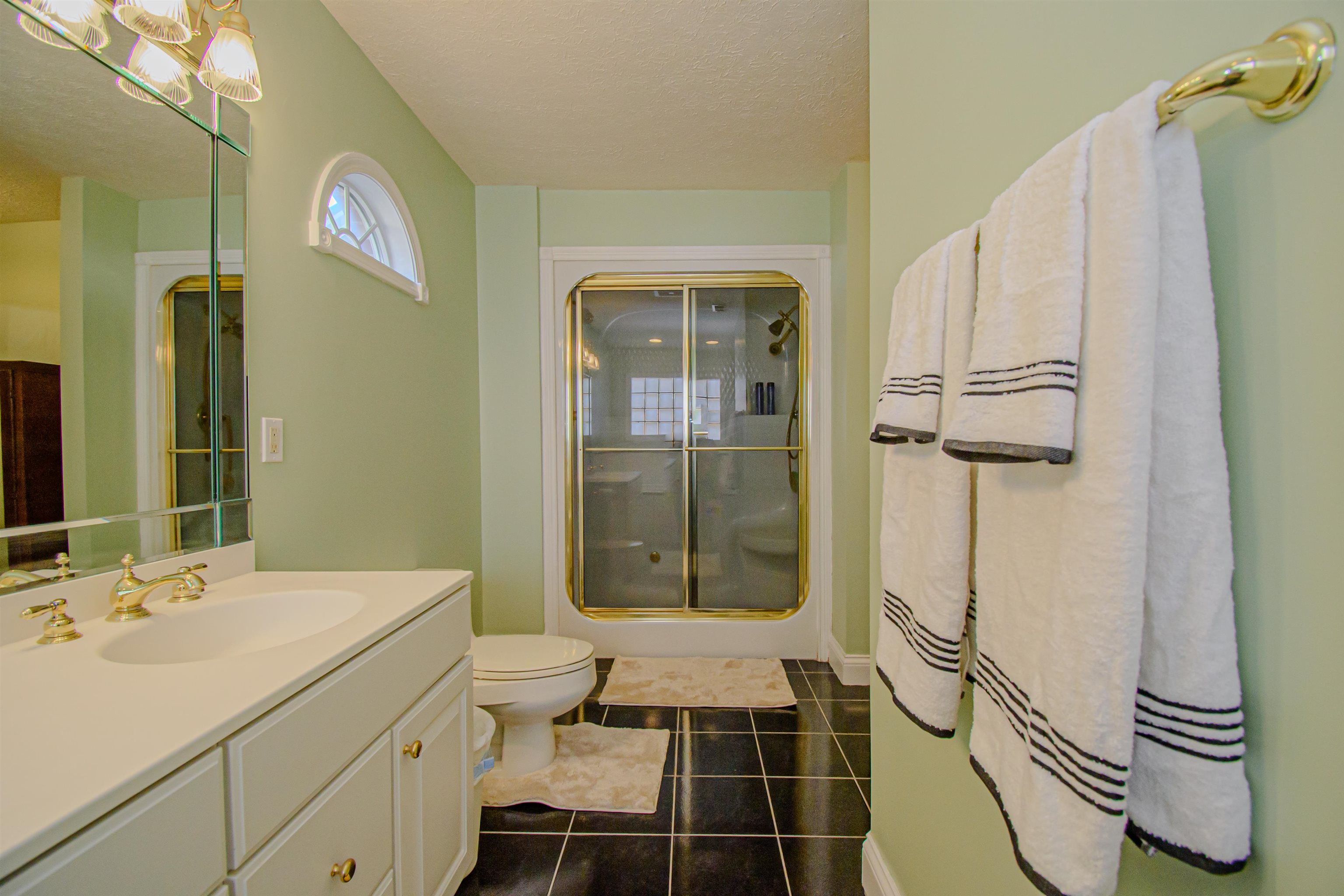 150 Santa Maria Dr, Owensboro, Kentucky 42301, 3 Bedrooms Bedrooms, ,2 BathroomsBathrooms,Single Family Residence,For Sale,Santa Maria Dr,88408