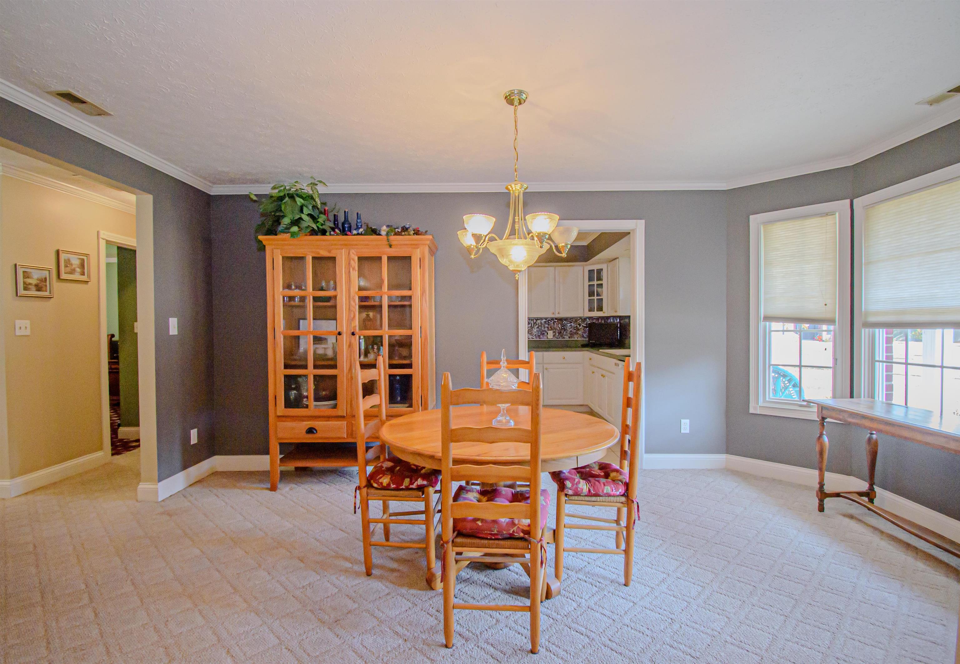150 Santa Maria Dr, Owensboro, Kentucky 42301, 3 Bedrooms Bedrooms, ,2 BathroomsBathrooms,Single Family Residence,For Sale,Santa Maria Dr,88408