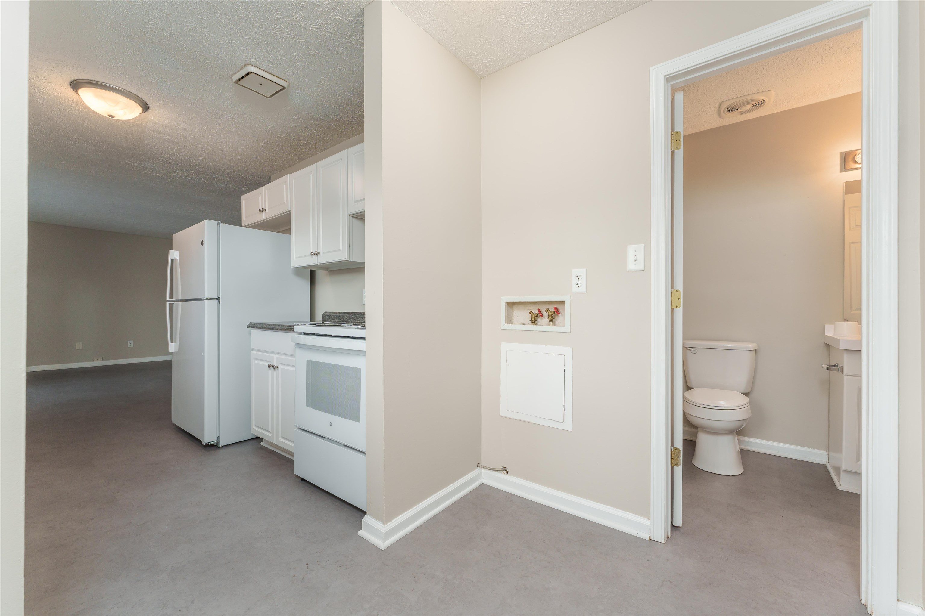 4015 Rudy Martin Drive, Owensboro, Kentucky 42301, 3 Bedrooms Bedrooms, ,2 BathroomsBathrooms,Single Family Residence,For Sale,Rudy Martin Drive,88412