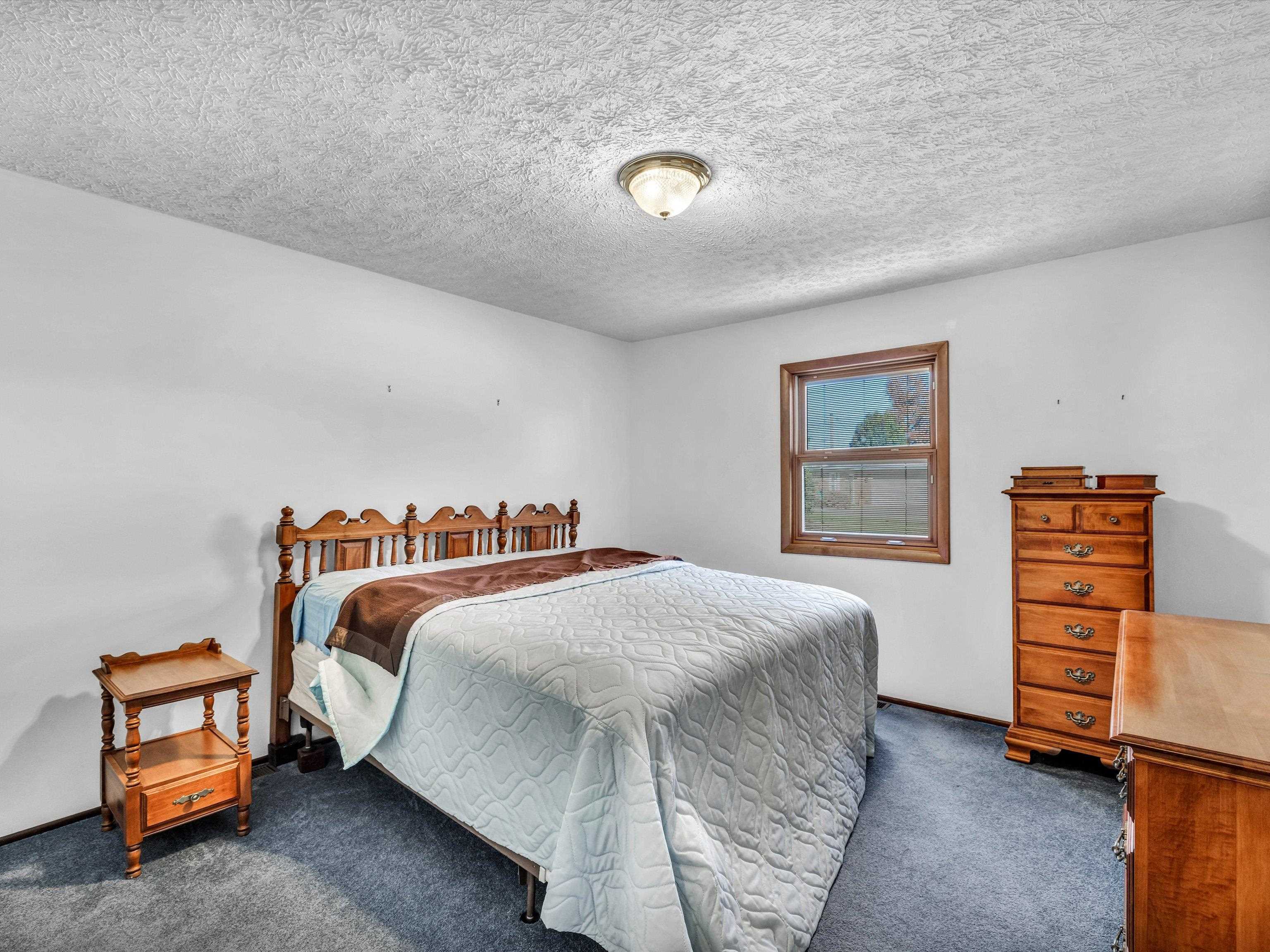 2616 Meridian Court, Owensboro, Kentucky 42301, 3 Bedrooms Bedrooms, ,2 BathroomsBathrooms,Single Family Residence,For Sale,Meridian Court,88415