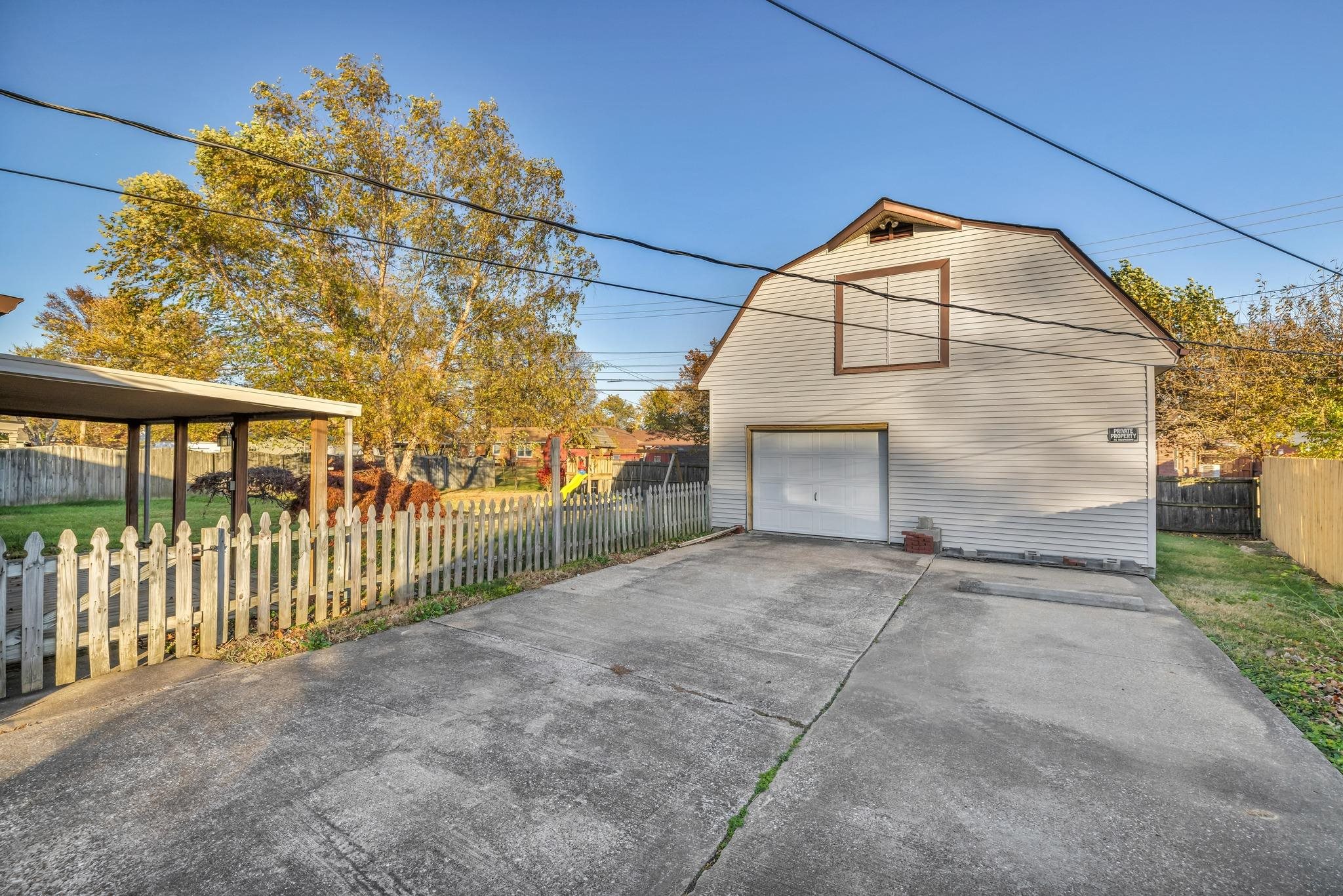 3535 Christie Place, Owensboro, Kentucky 42301, 3 Bedrooms Bedrooms, ,1 BathroomBathrooms,Single Family Residence,For Sale,Christie Place,88416