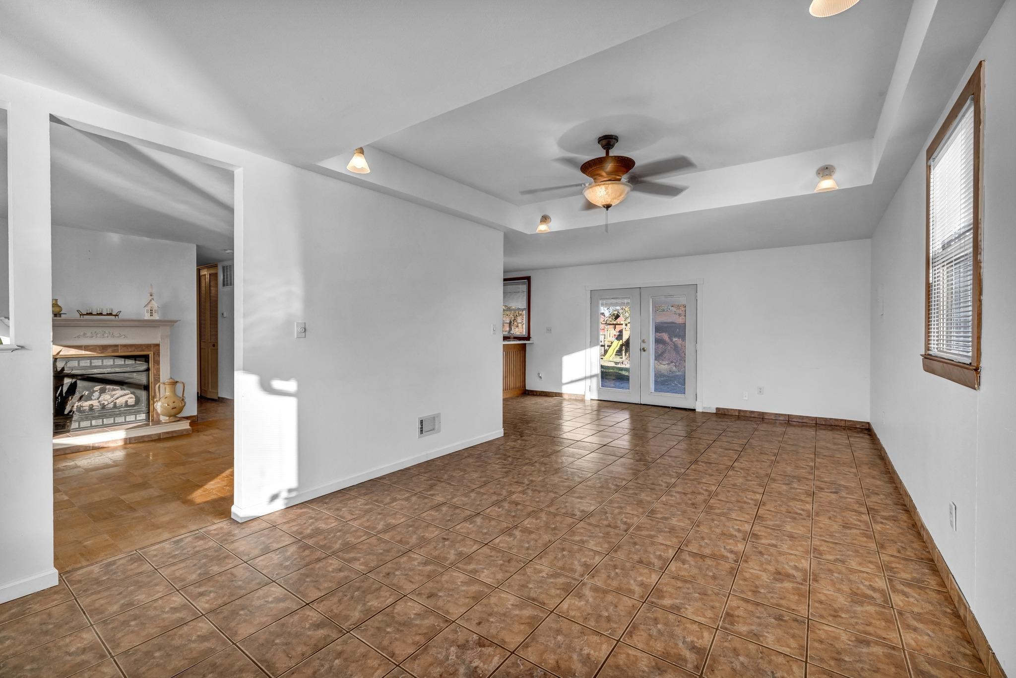3535 Christie Place, Owensboro, Kentucky 42301, 3 Bedrooms Bedrooms, ,1 BathroomBathrooms,Single Family Residence,For Sale,Christie Place,88416