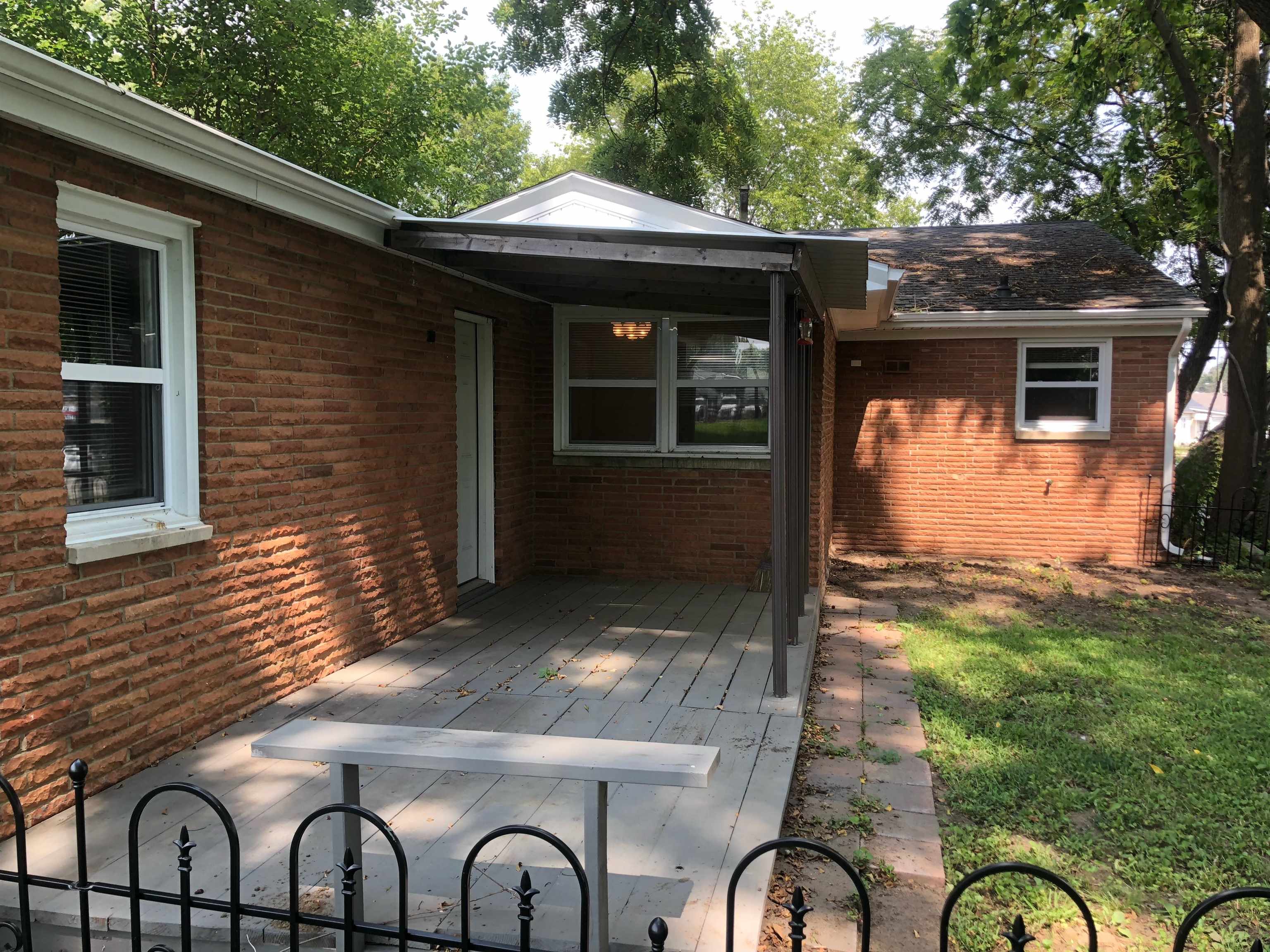 1402 Bosley Rd., Owensboro, Kentucky 42301, 3 Bedrooms Bedrooms, ,1 BathroomBathrooms,Single Family Residence,For Sale,Bosley Rd.,88419