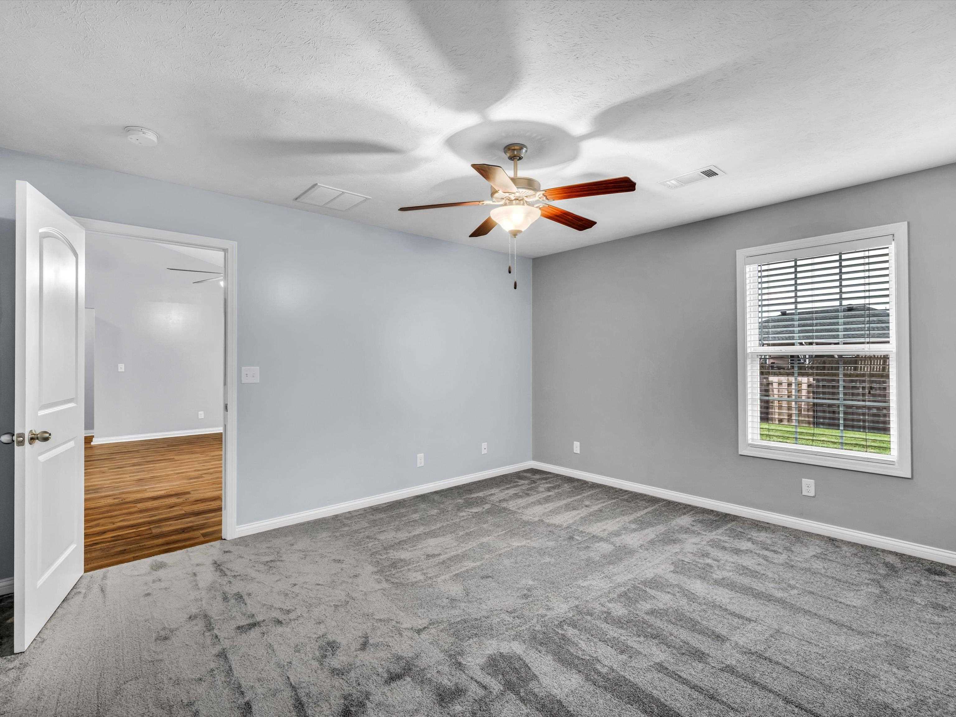 3215 Trails Way, Owensboro, Kentucky 42303, 3 Bedrooms Bedrooms, ,2 BathroomsBathrooms,Single Family Residence,For Sale,Trails Way,88426
