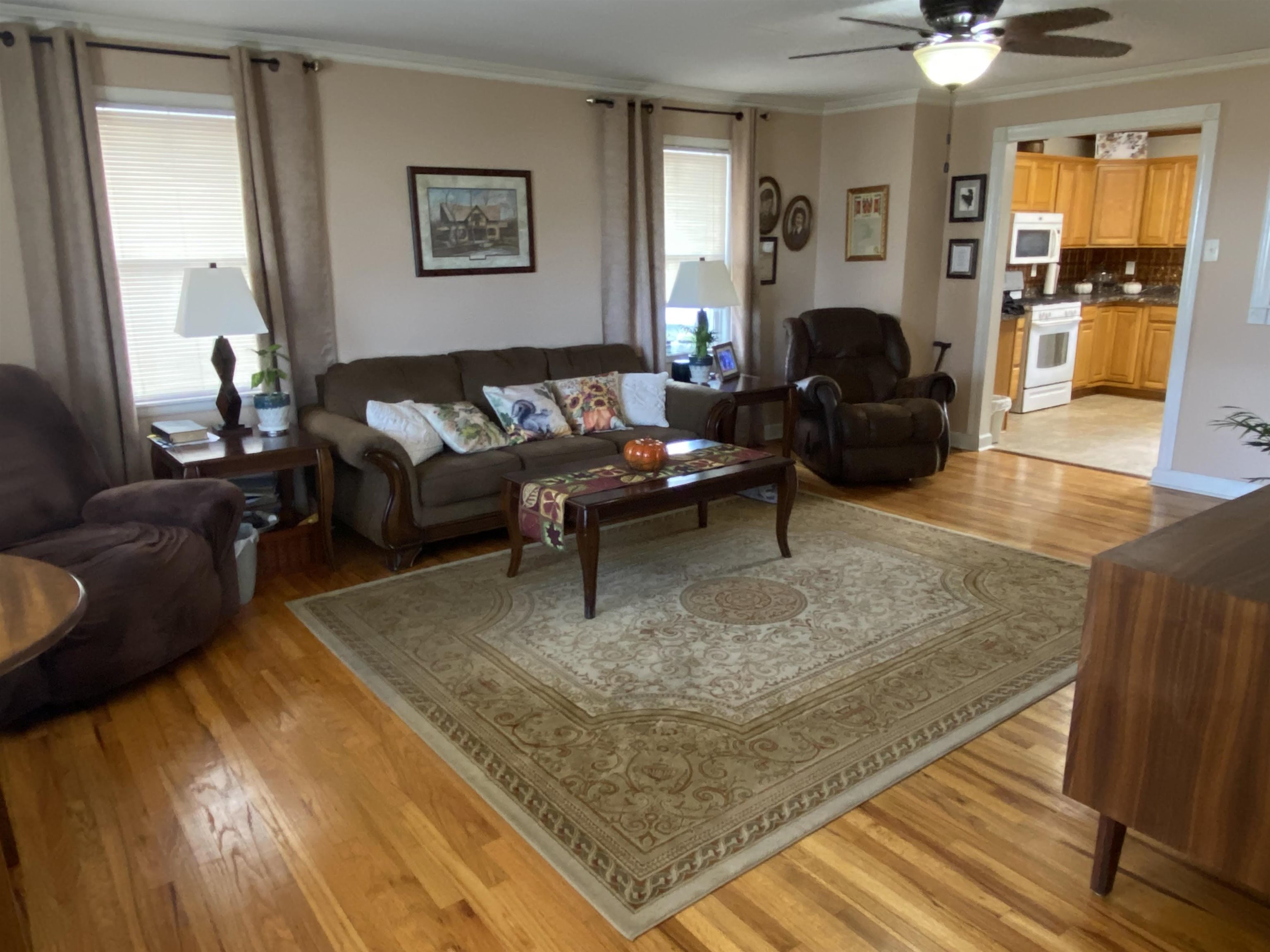 10787 Green St, Whitesville, Kentucky 42378, 3 Bedrooms Bedrooms, ,2 BathroomsBathrooms,Single Family Residence,For Sale,Green St,88429