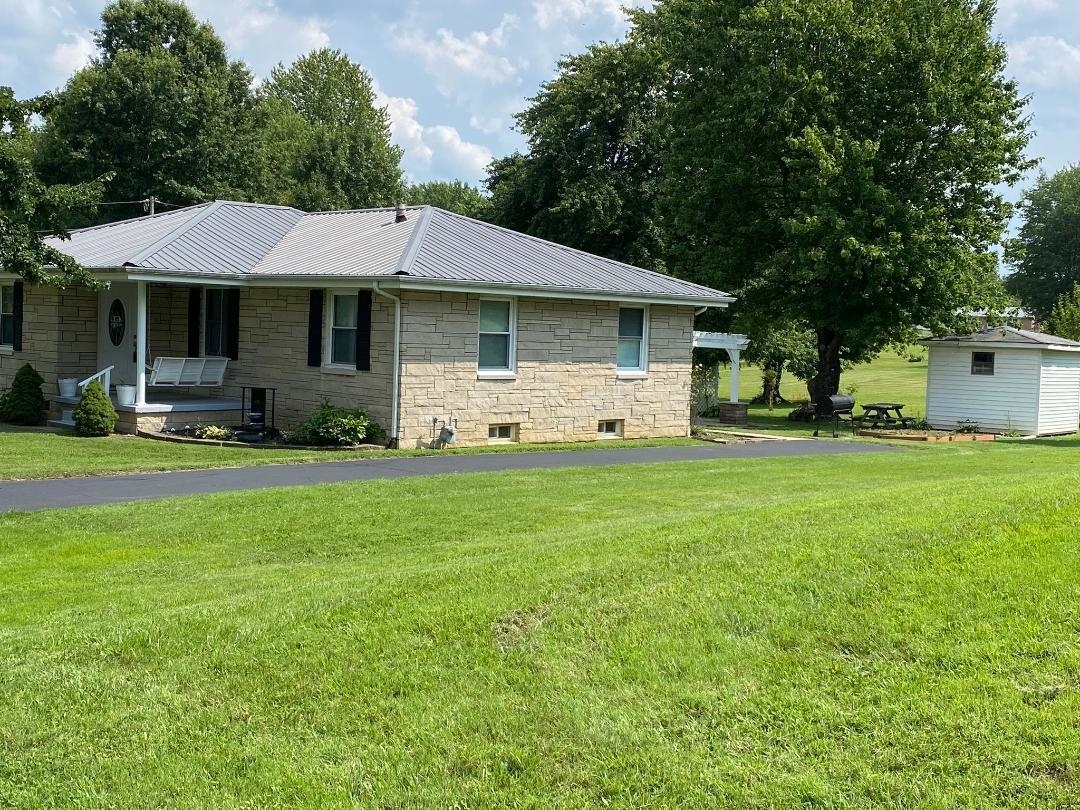10787 Green St, Whitesville, Kentucky 42378, 3 Bedrooms Bedrooms, ,2 BathroomsBathrooms,Single Family Residence,For Sale,Green St,88429