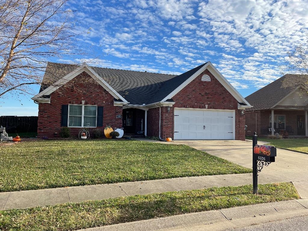 6526 Autumn Crk, Owensboro, Kentucky 42301, 4 Bedrooms Bedrooms, ,3 BathroomsBathrooms,Single Family Residence,For Sale,Autumn Crk,88433
