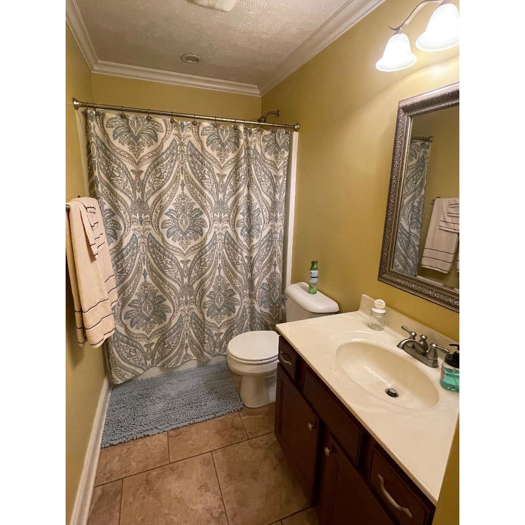 6526 Autumn Crk, Owensboro, Kentucky 42301, 4 Bedrooms Bedrooms, ,3 BathroomsBathrooms,Single Family Residence,For Sale,Autumn Crk,88433