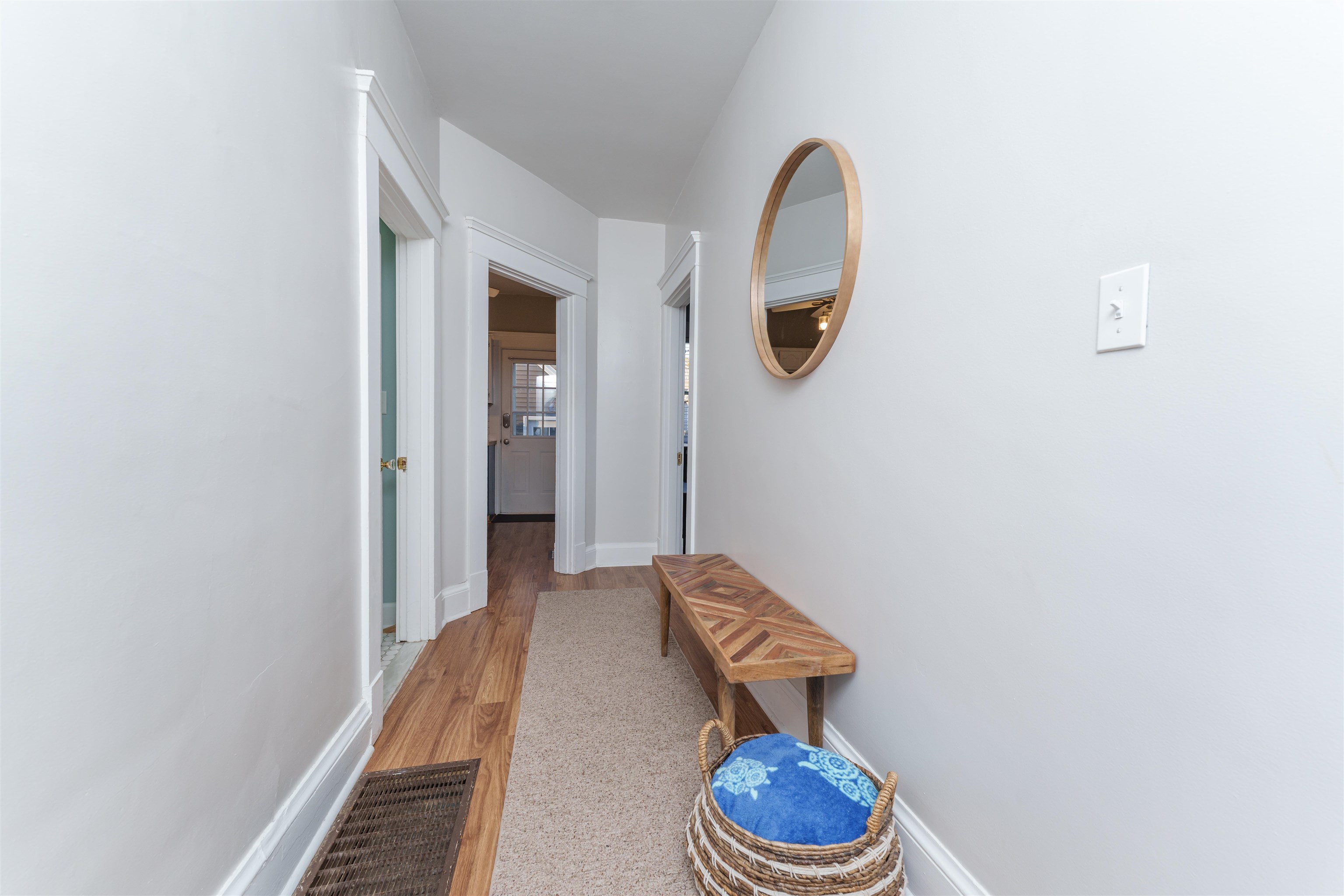111 East 22nd St, Owensboro, Kentucky 42303, 2 Bedrooms Bedrooms, ,1 BathroomBathrooms,Single Family Residence,For Sale,East 22nd St,88440