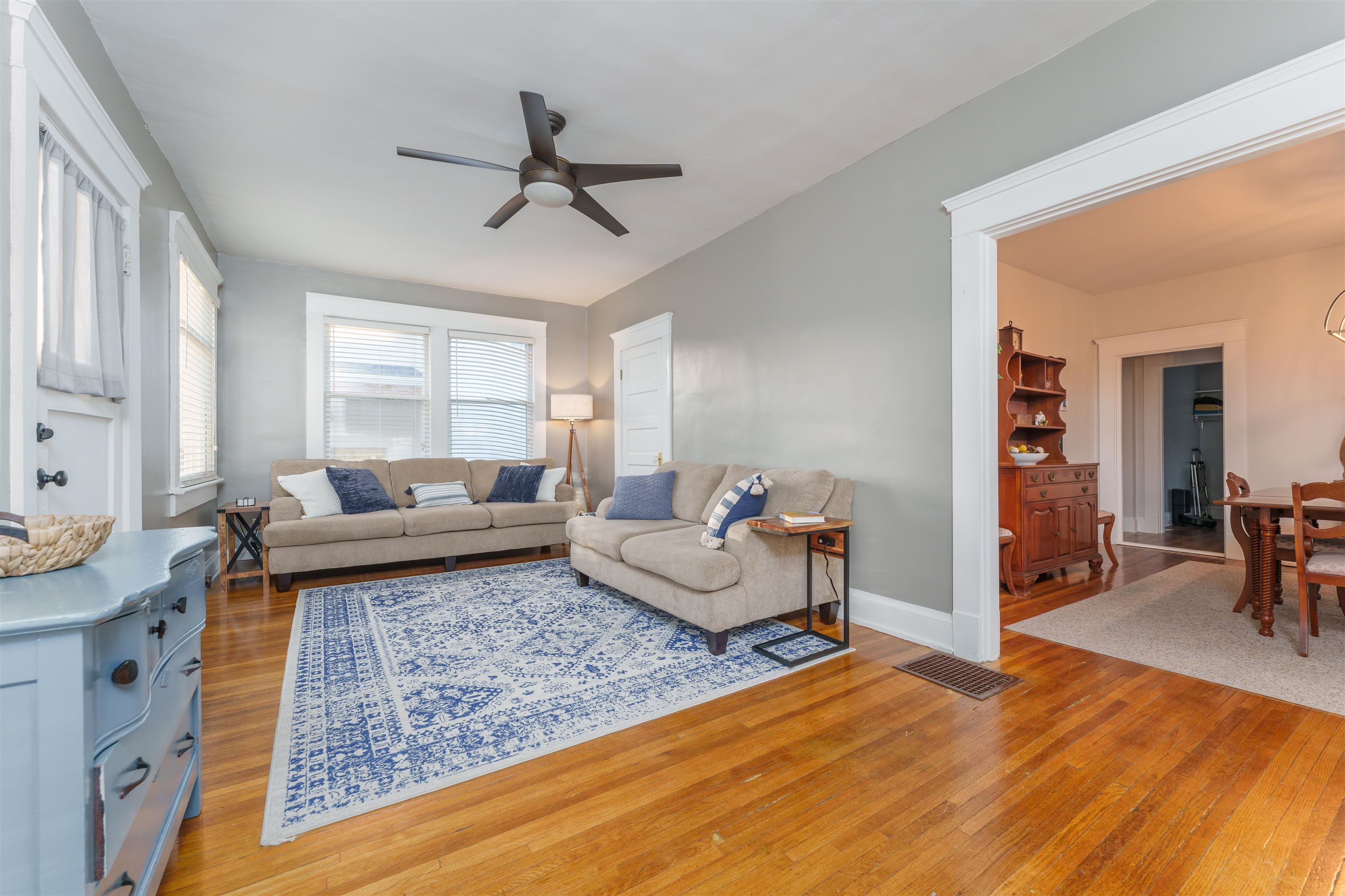 111 East 22nd St, Owensboro, Kentucky 42303, 2 Bedrooms Bedrooms, ,1 BathroomBathrooms,Single Family Residence,For Sale,East 22nd St,88440