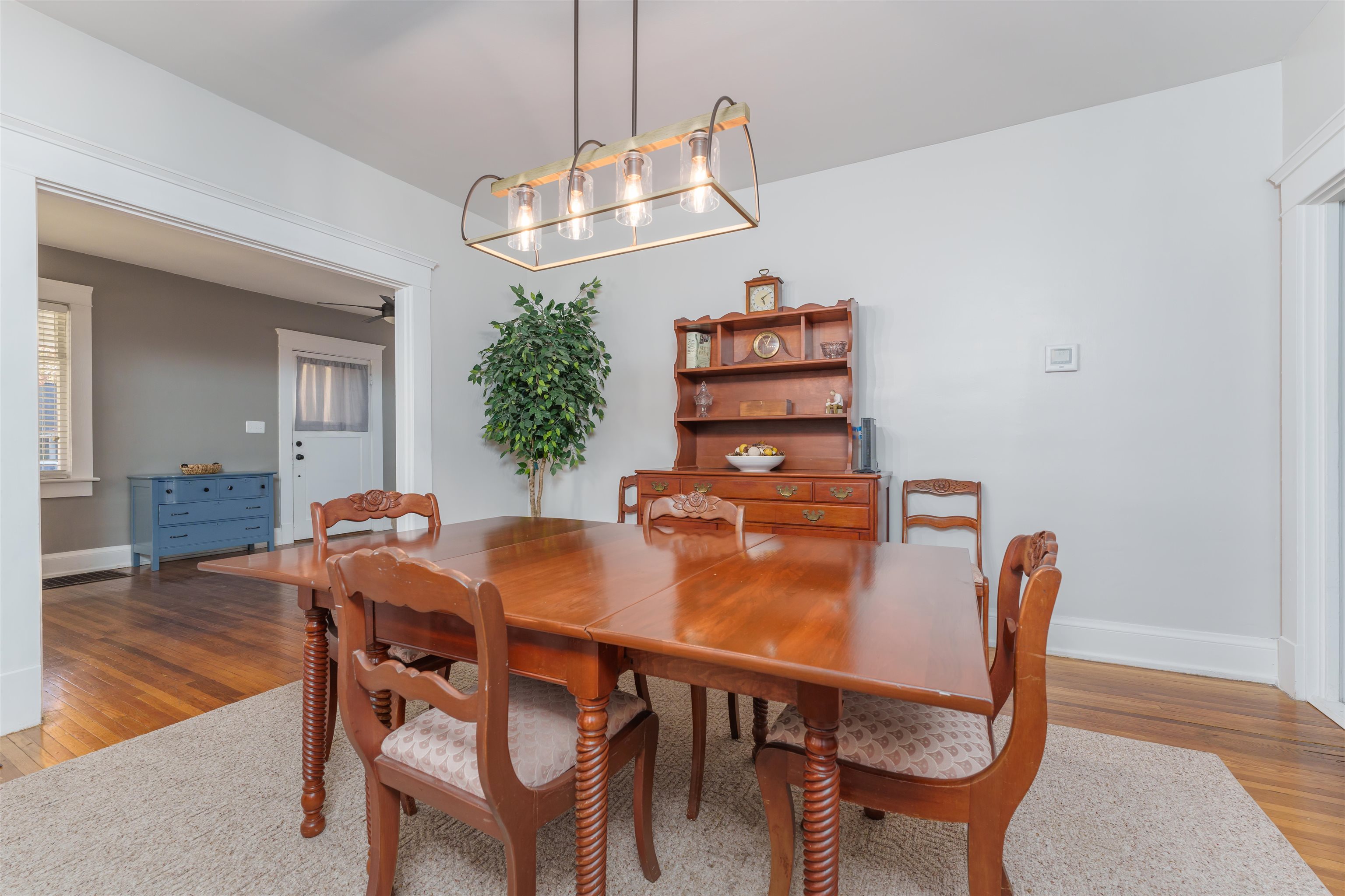 111 East 22nd St, Owensboro, Kentucky 42303, 2 Bedrooms Bedrooms, ,1 BathroomBathrooms,Single Family Residence,For Sale,East 22nd St,88440