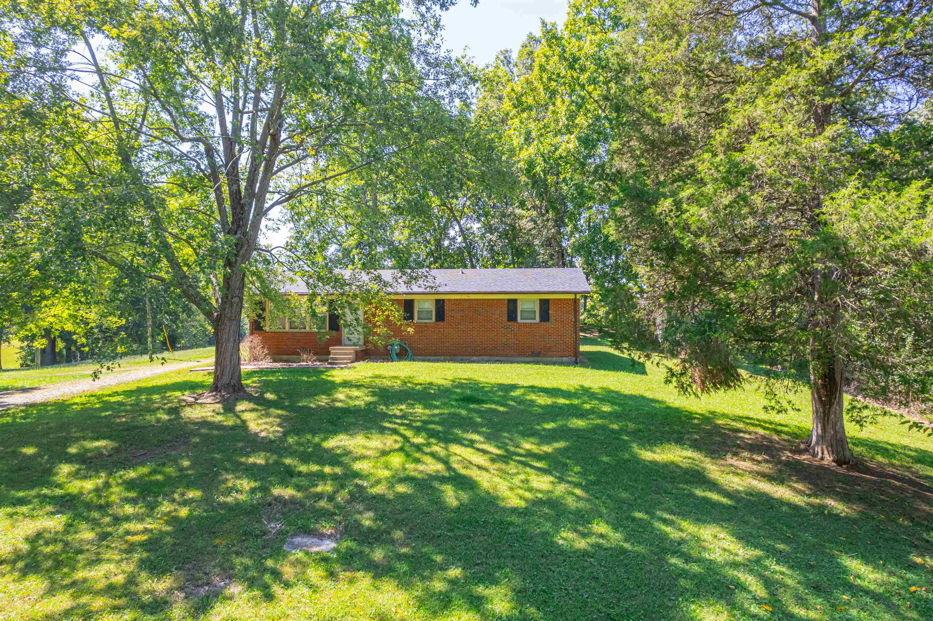 877 Hawesville Road, Reynolds Station, Kentucky 42368, 3 Bedrooms Bedrooms, ,1 BathroomBathrooms,Single Family Residence,For Sale,Hawesville Road,88441
