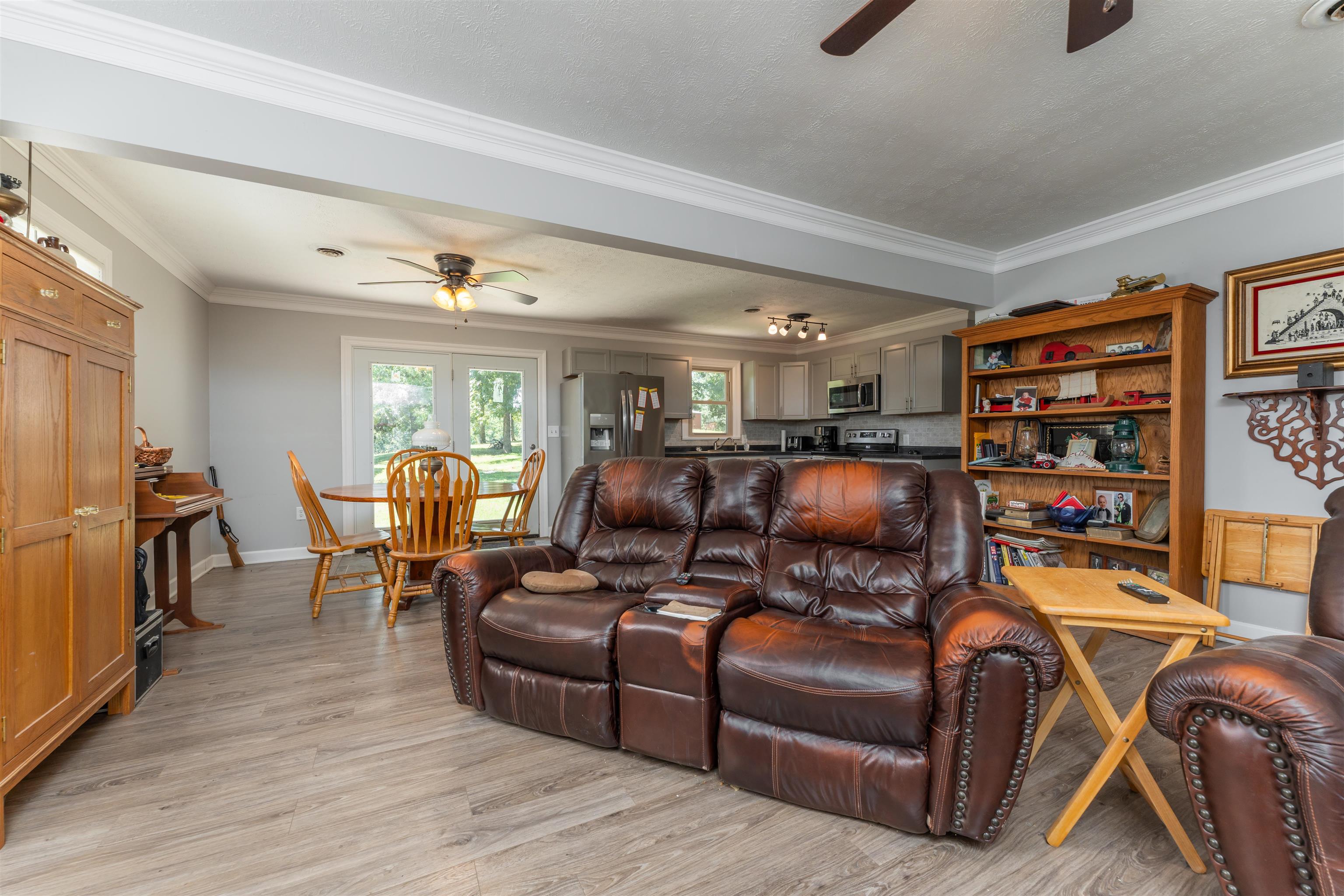877 Hawesville Road, Reynolds Station, Kentucky 42368, 3 Bedrooms Bedrooms, ,1 BathroomBathrooms,Single Family Residence,For Sale,Hawesville Road,88441