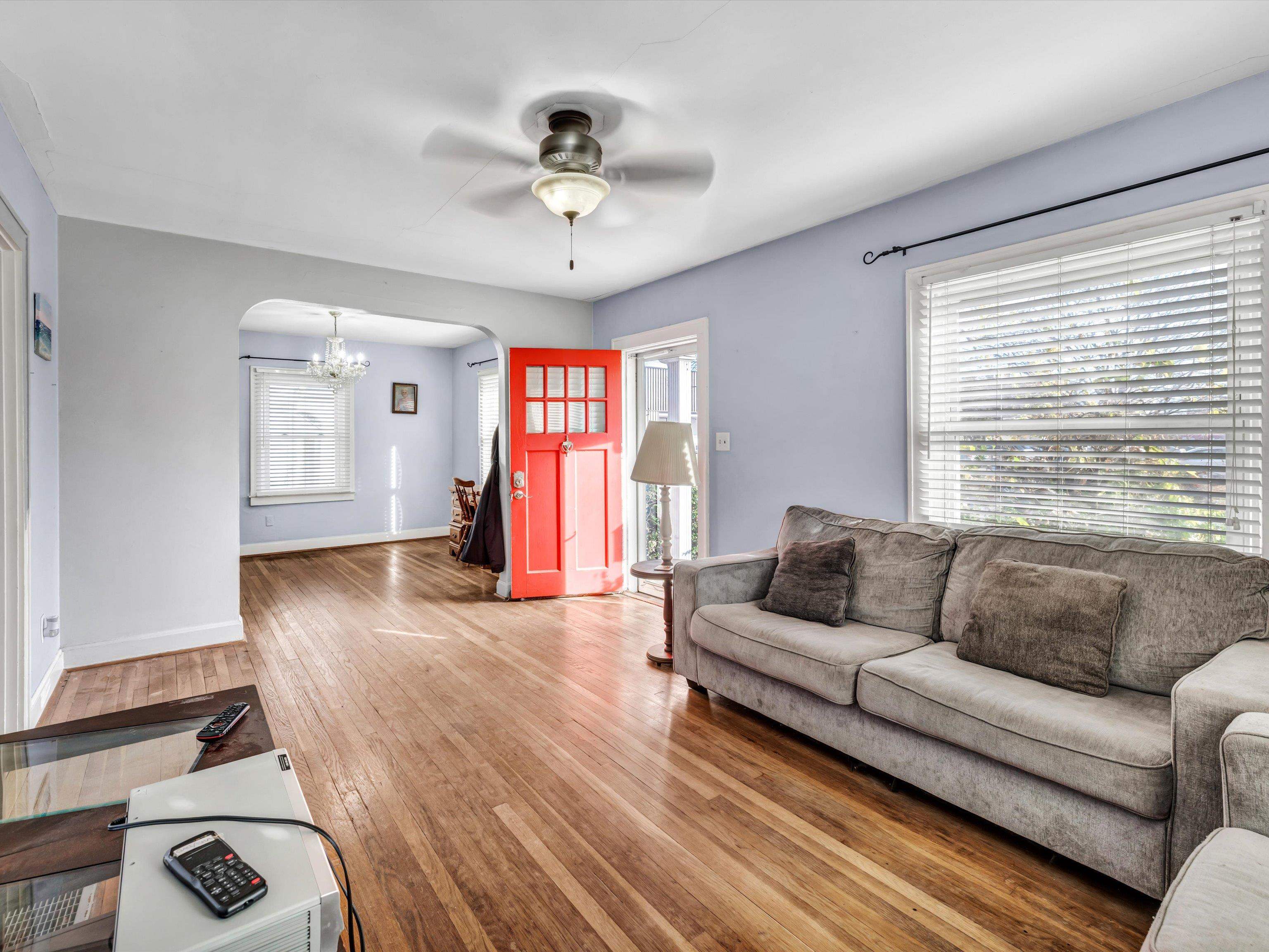 1104 Locust st., Owensboro, Kentucky 42301, 1 Bedroom Bedrooms, ,1 BathroomBathrooms,Single Family Residence,For Sale,Locust st.,88452