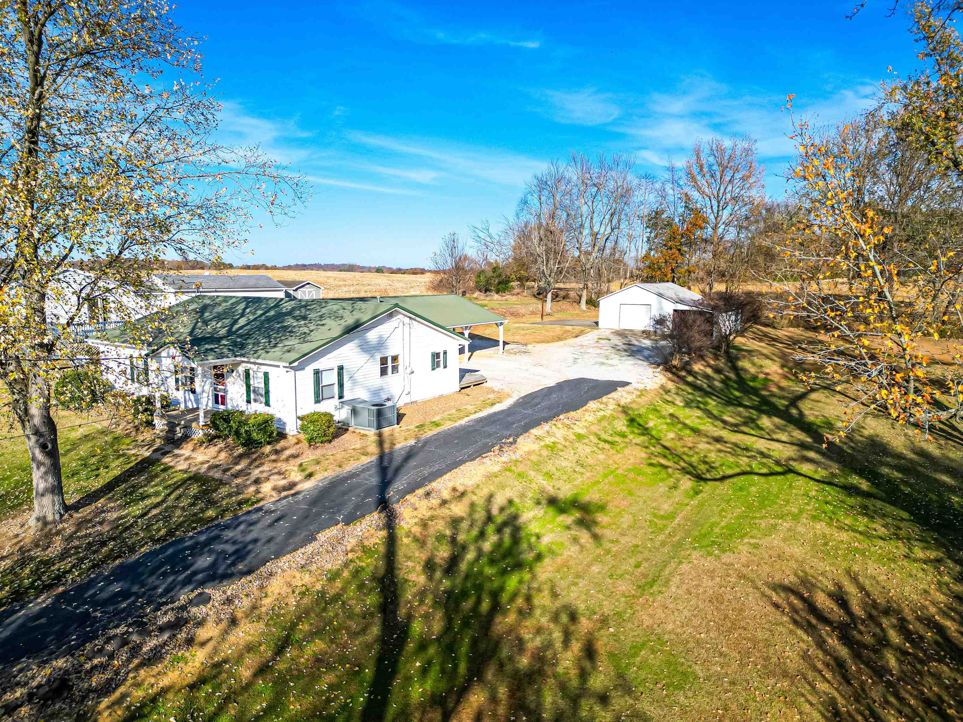 424 KY 136 W, Calhoun, Kentucky 42327, 3 Bedrooms Bedrooms, ,1 BathroomBathrooms,Single Family Residence,For Sale,KY 136 W,88455